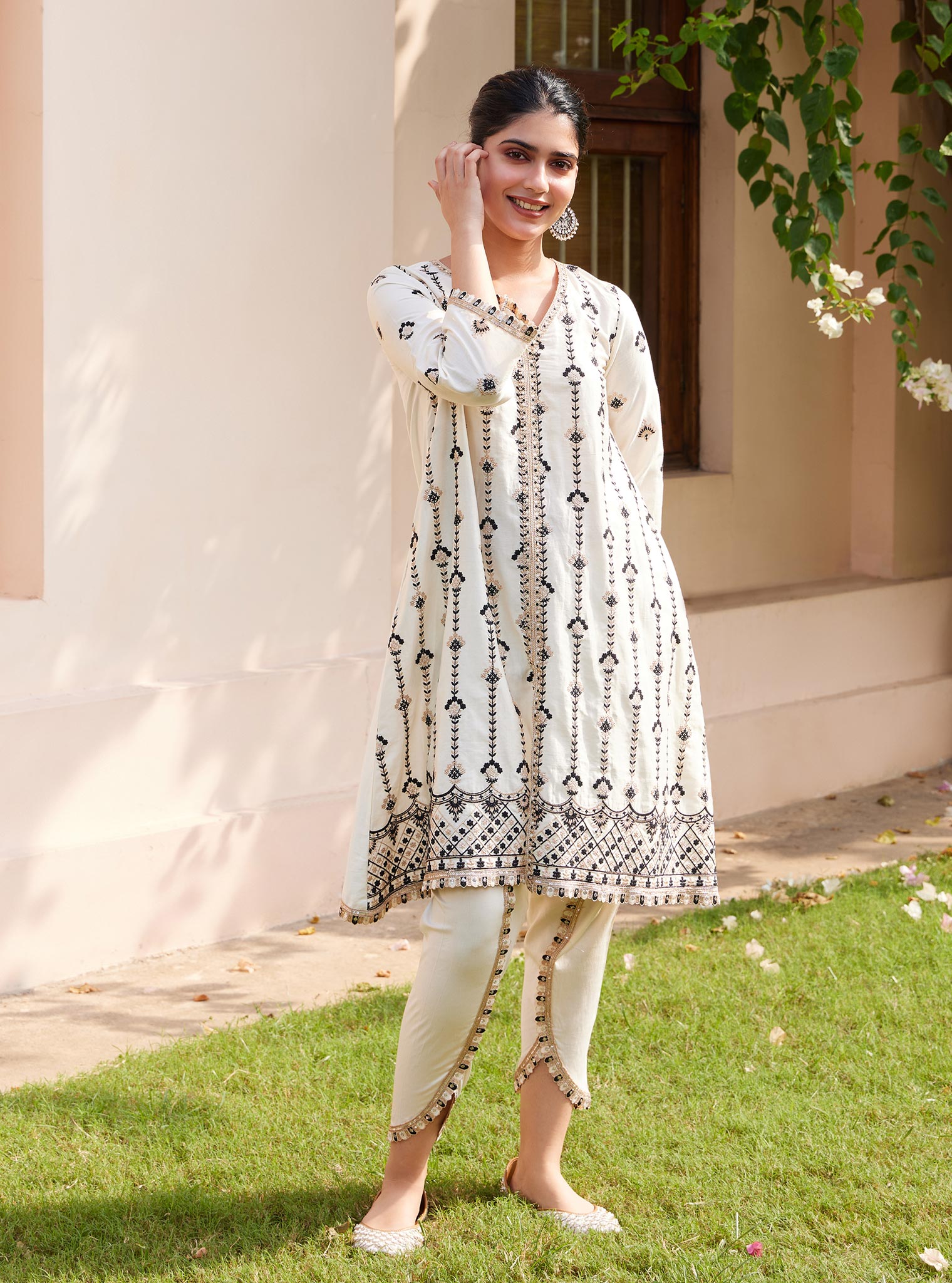 Mulmul Pima Suvasi Off White Kurta