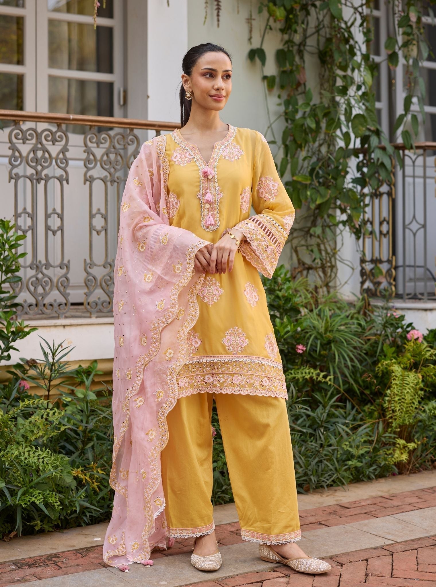 Suko Organza Yellow Kurta Set