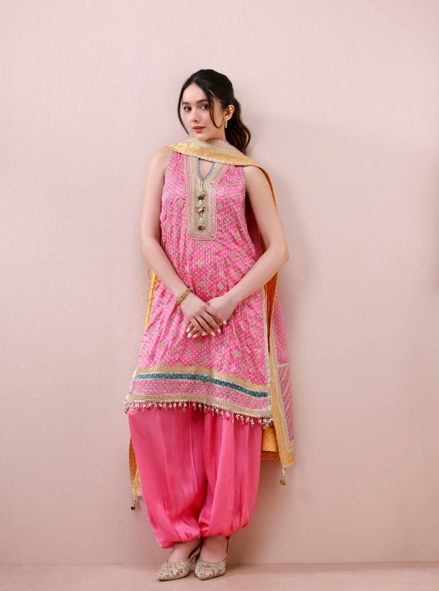 Zeya Cupro Satin Printed Pink Kurta Set