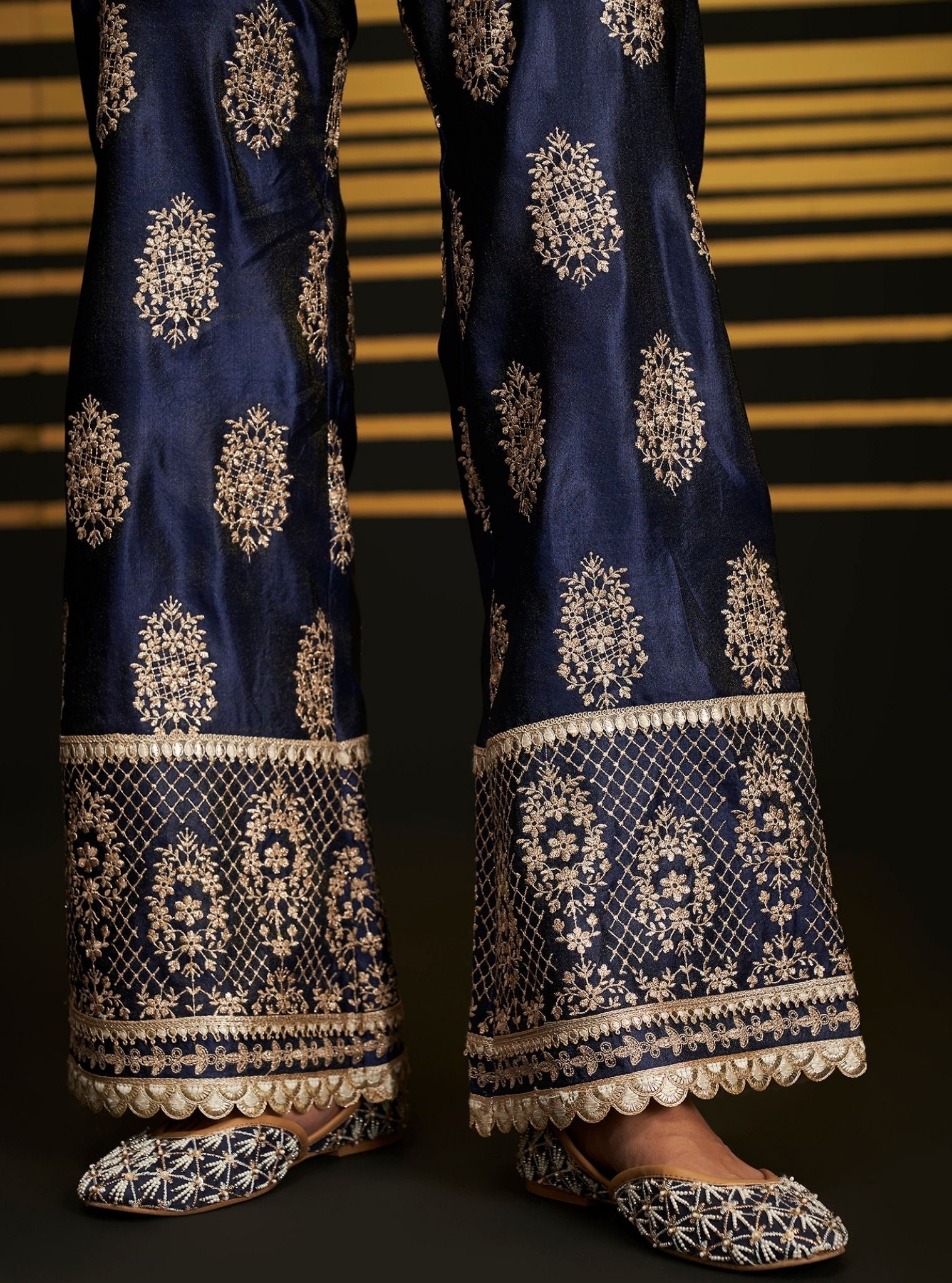 Mulmul Luxe Tissue Vaari Navy Kurta With Mulmul Luxe Tissue Vaari Navy Pant