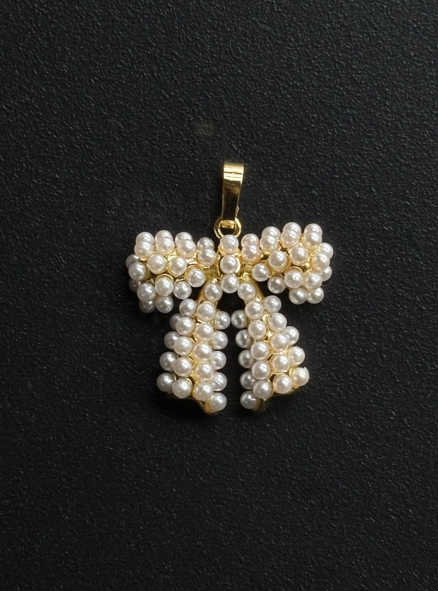 Pearl Ribbon Charm
