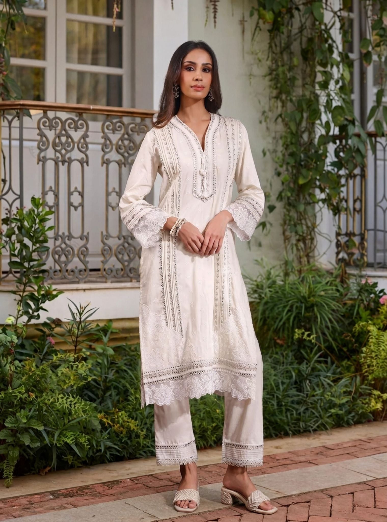 Pira Pima Satin Off White Kurta Set