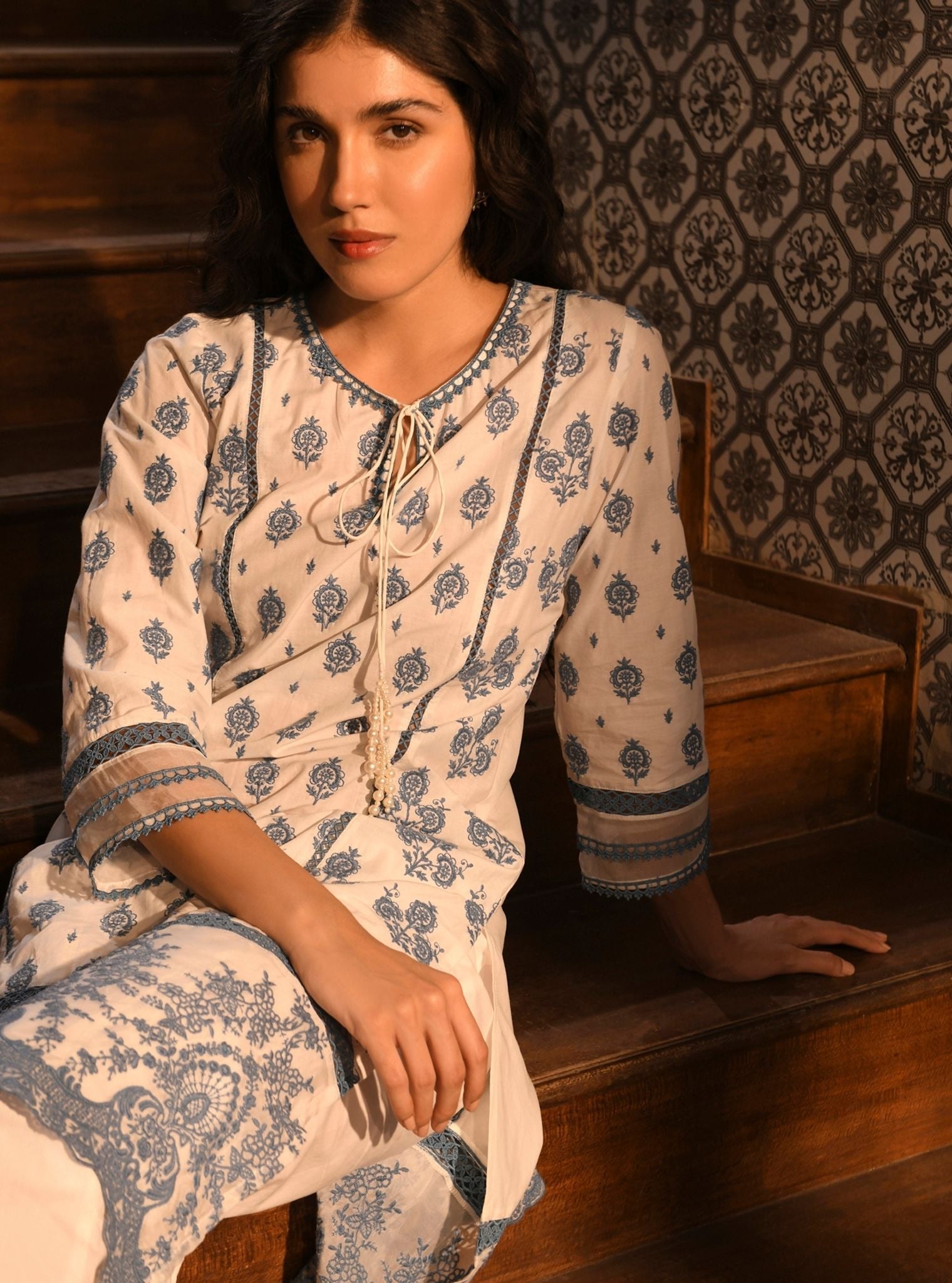 Mulmul Cotton Dinaz White LBlue Kurta With Mulmul Cotton Dinaz White LBlue Pant