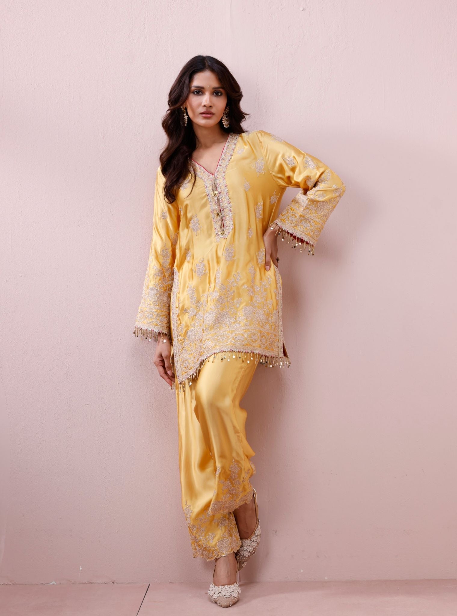Saaj Cupro Satin Yellow Kurta Set