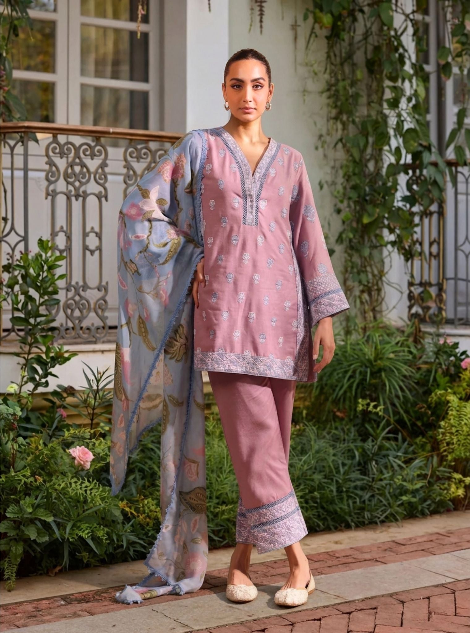 Pema Linen Lilac kurta Set