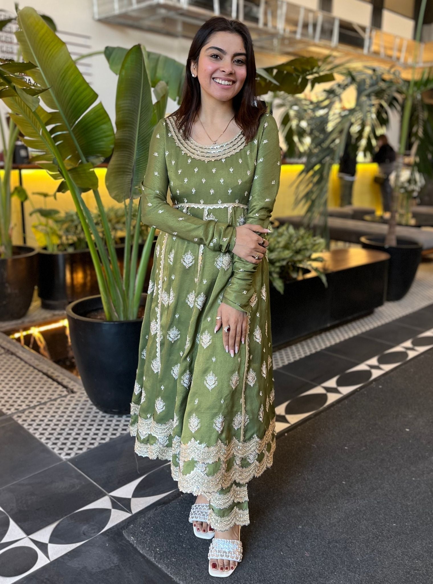 Mulmul Organza Gulabo Green Anarkali Kurta With Mulmul Cupro Gulabo Green pant