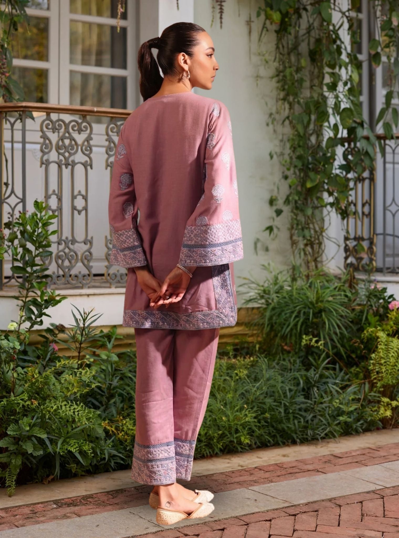 Pema Linen Lilac kurta Set