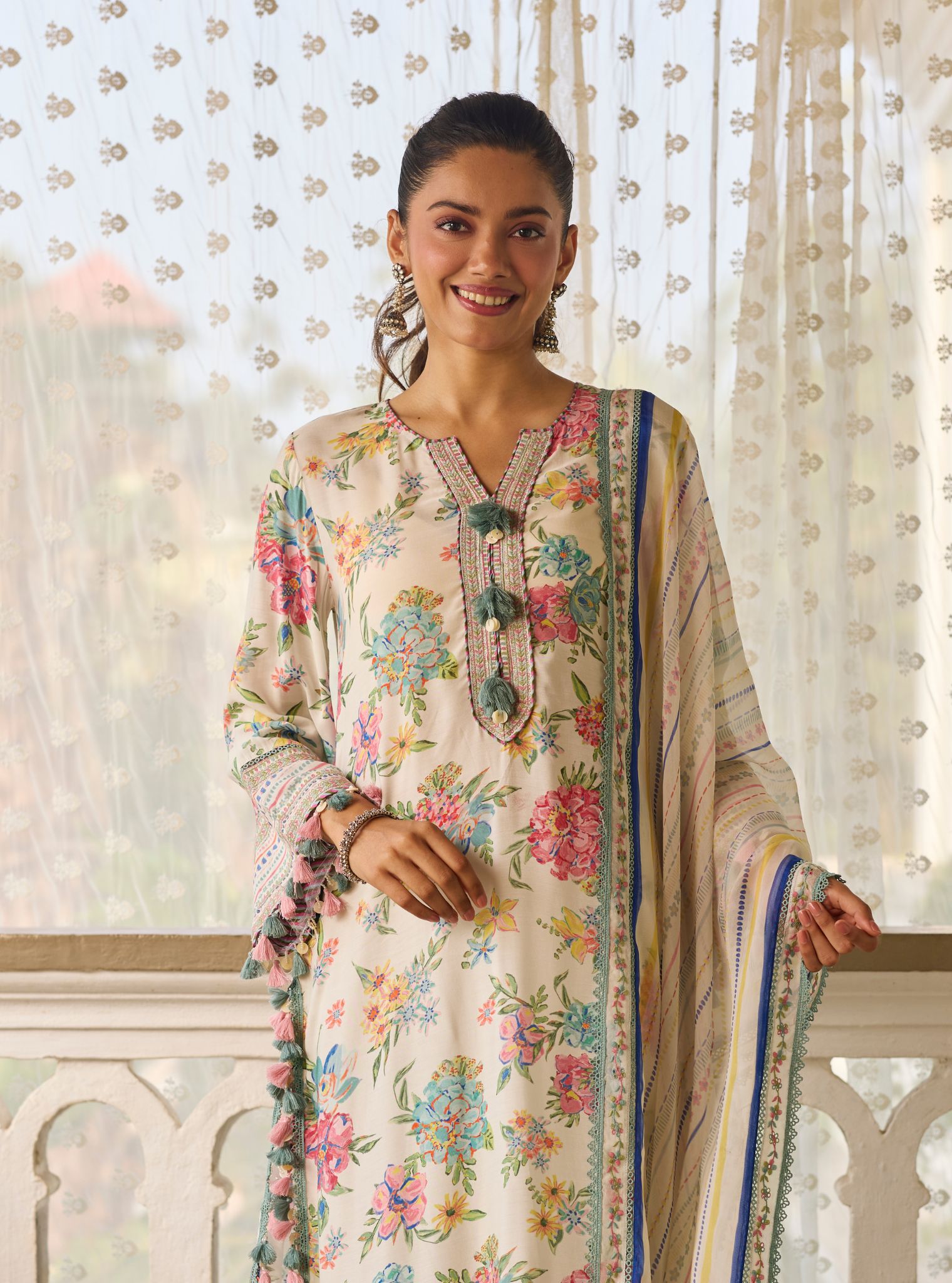 Savaan Lawn Off White Kurta Set