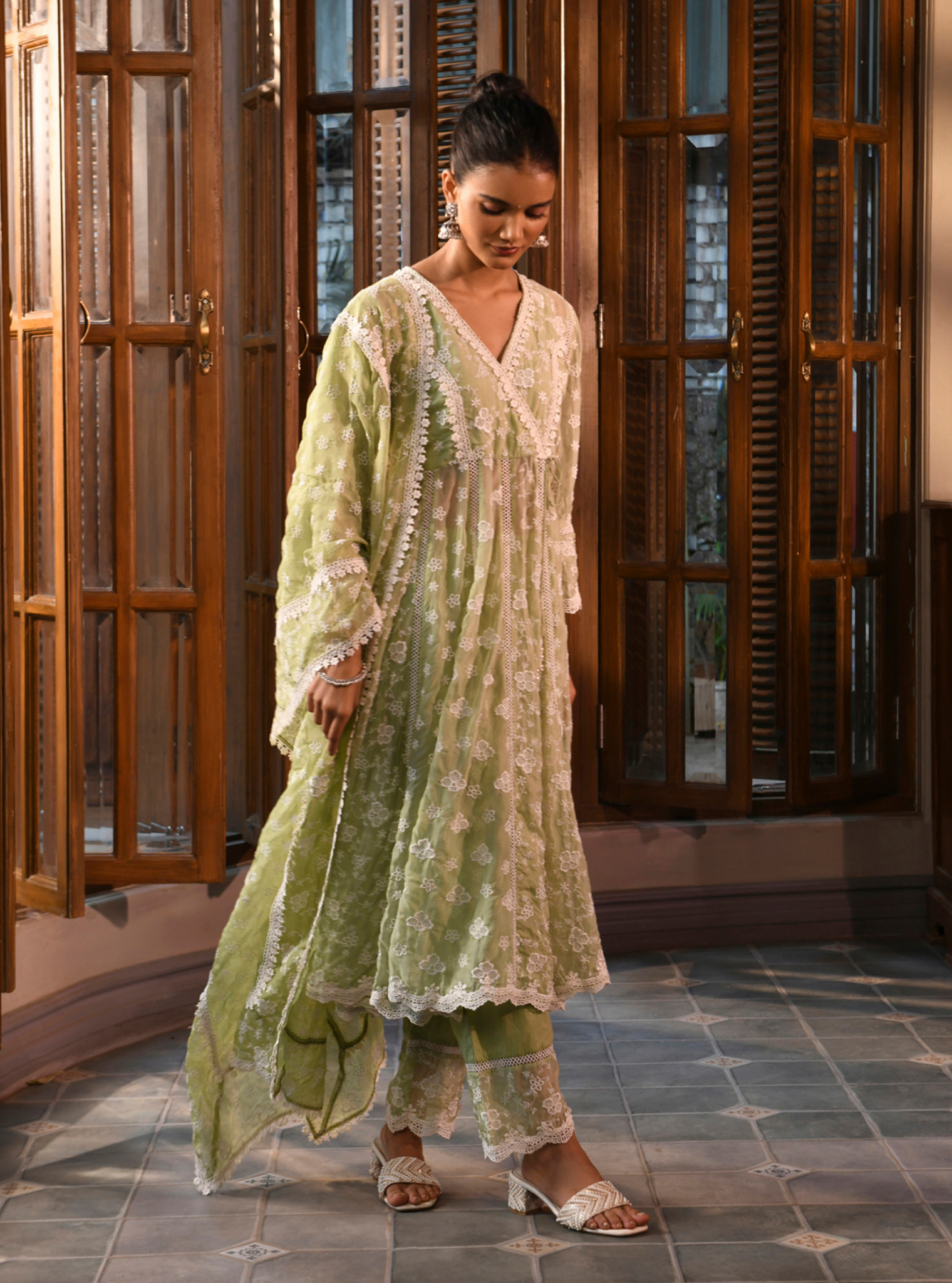 Mulmul Organza Bolour Green Kurta With Mulmul Cotton Bolour Green Pant