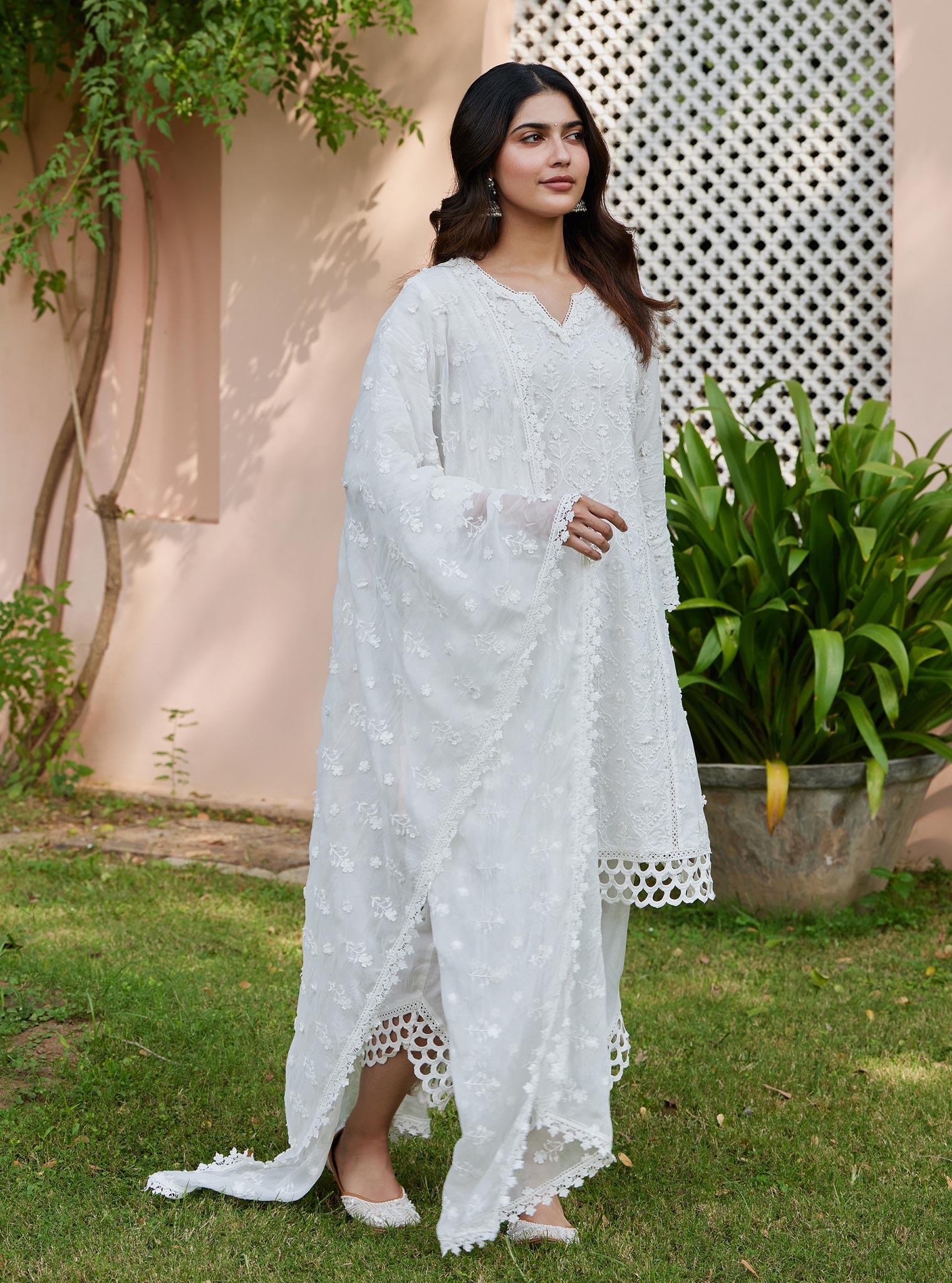 Mulmul Rasmeh Off White Dupatta