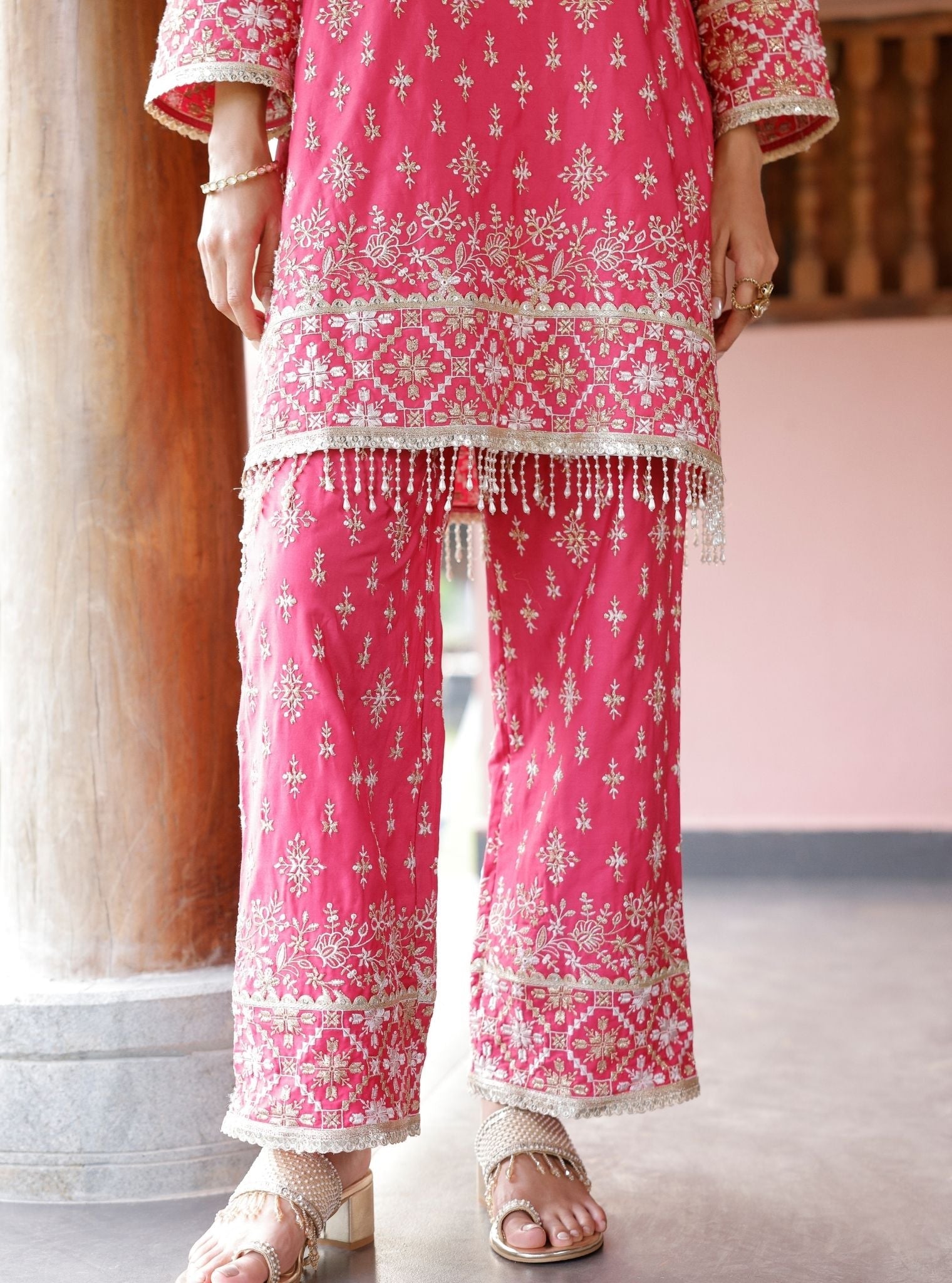 Mulmul Pima Satin Kalander Fuchsia Kurta With Mulmul Pima Satin Kalander Fuchsia Pant