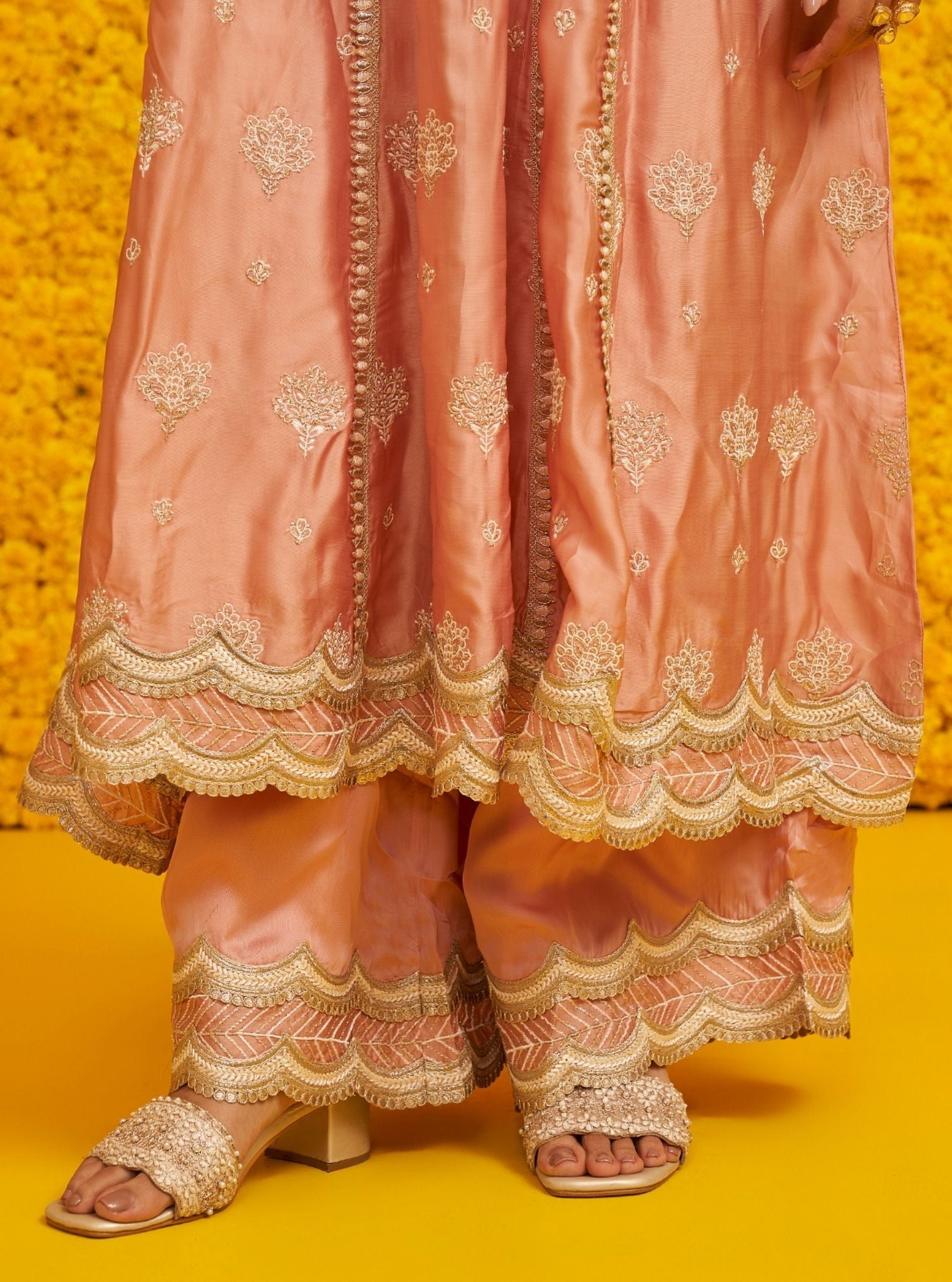 Mulmul Banarsi Geometrical Palki Pink Dupatta