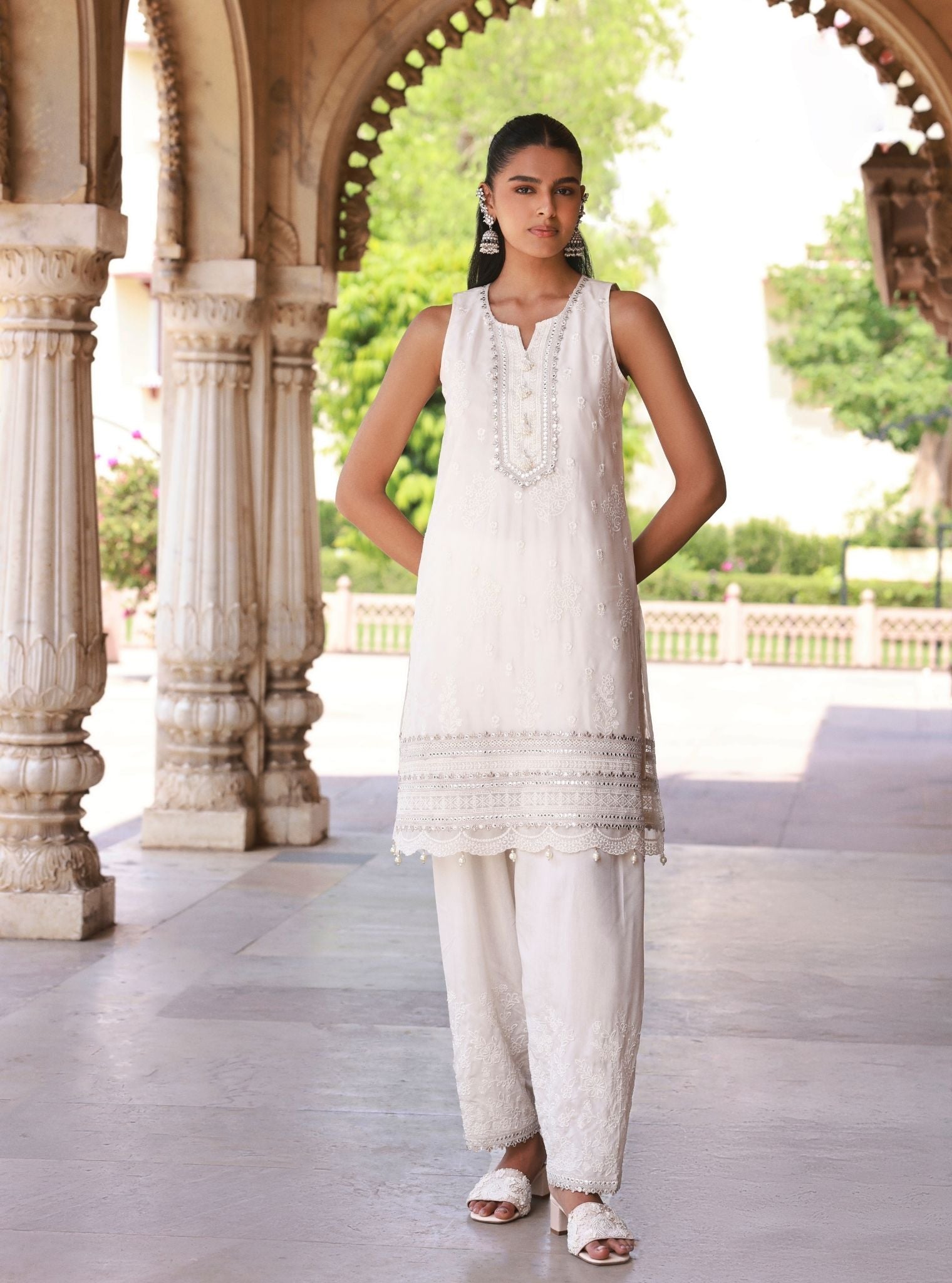 Taveli Off-White Kurta Set