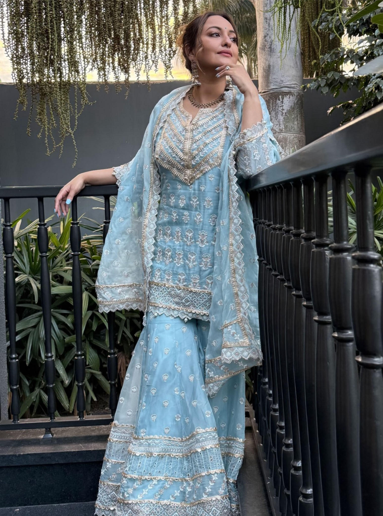 Mulmul Organza Kahani Blue Dupatta