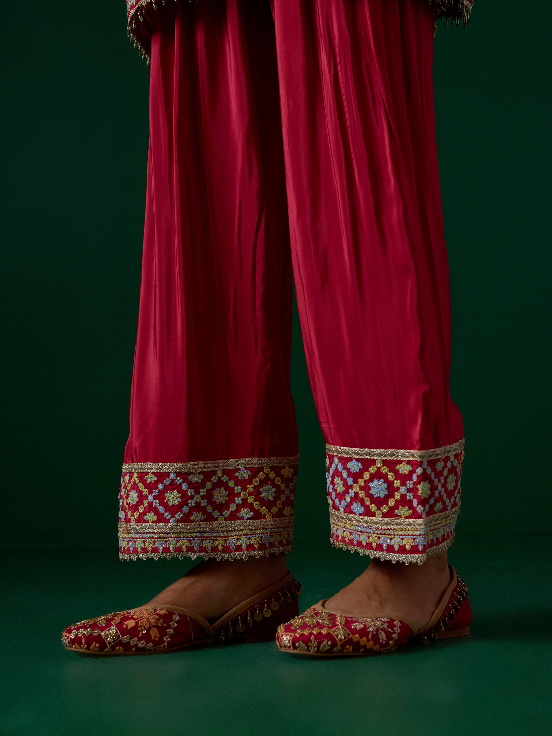 Jhumri Crepe Red Kurta Set