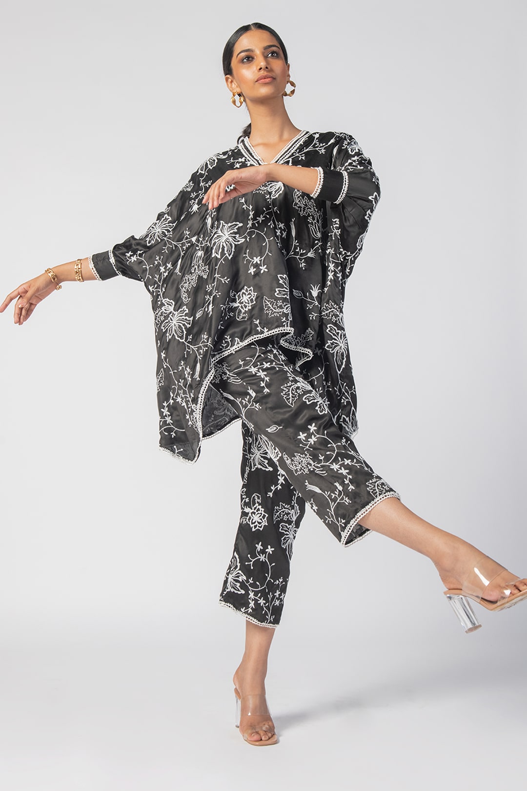 Mulmul Cupro Lonain Black Top