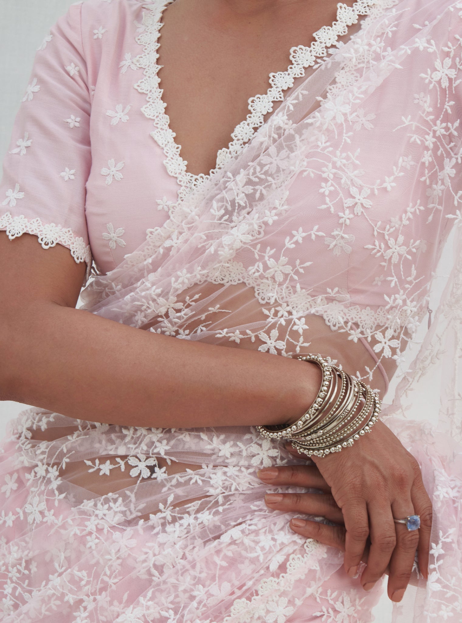 Mayna Net Pink Saree