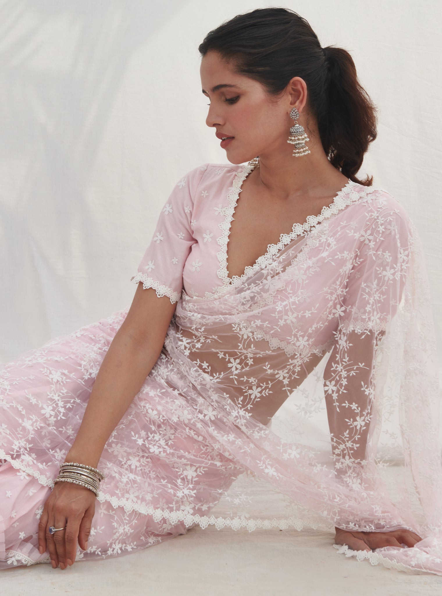 Mayna Net Pink Saree