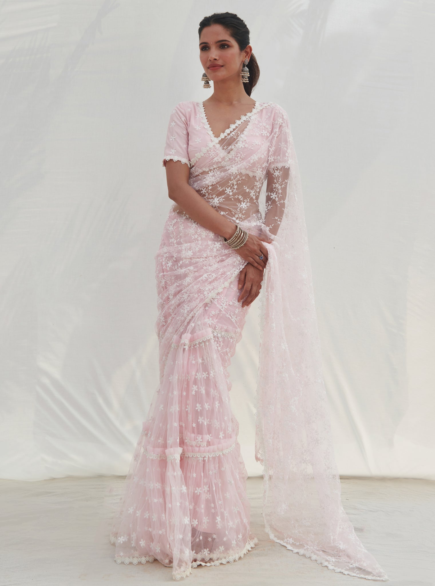 Mayna Net Pink Saree