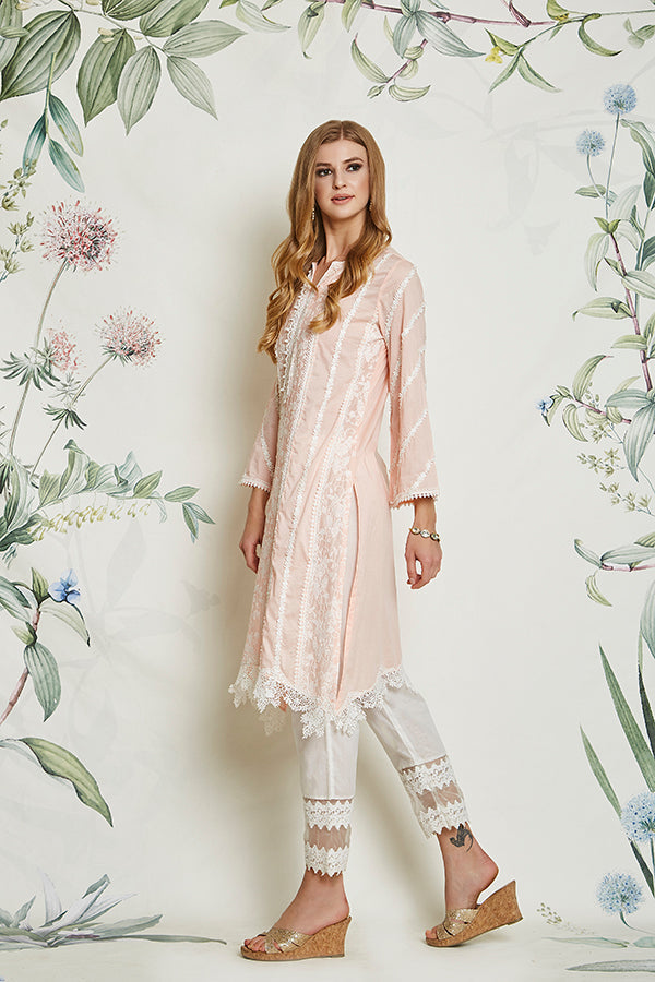 Zinnia Kurta Peach