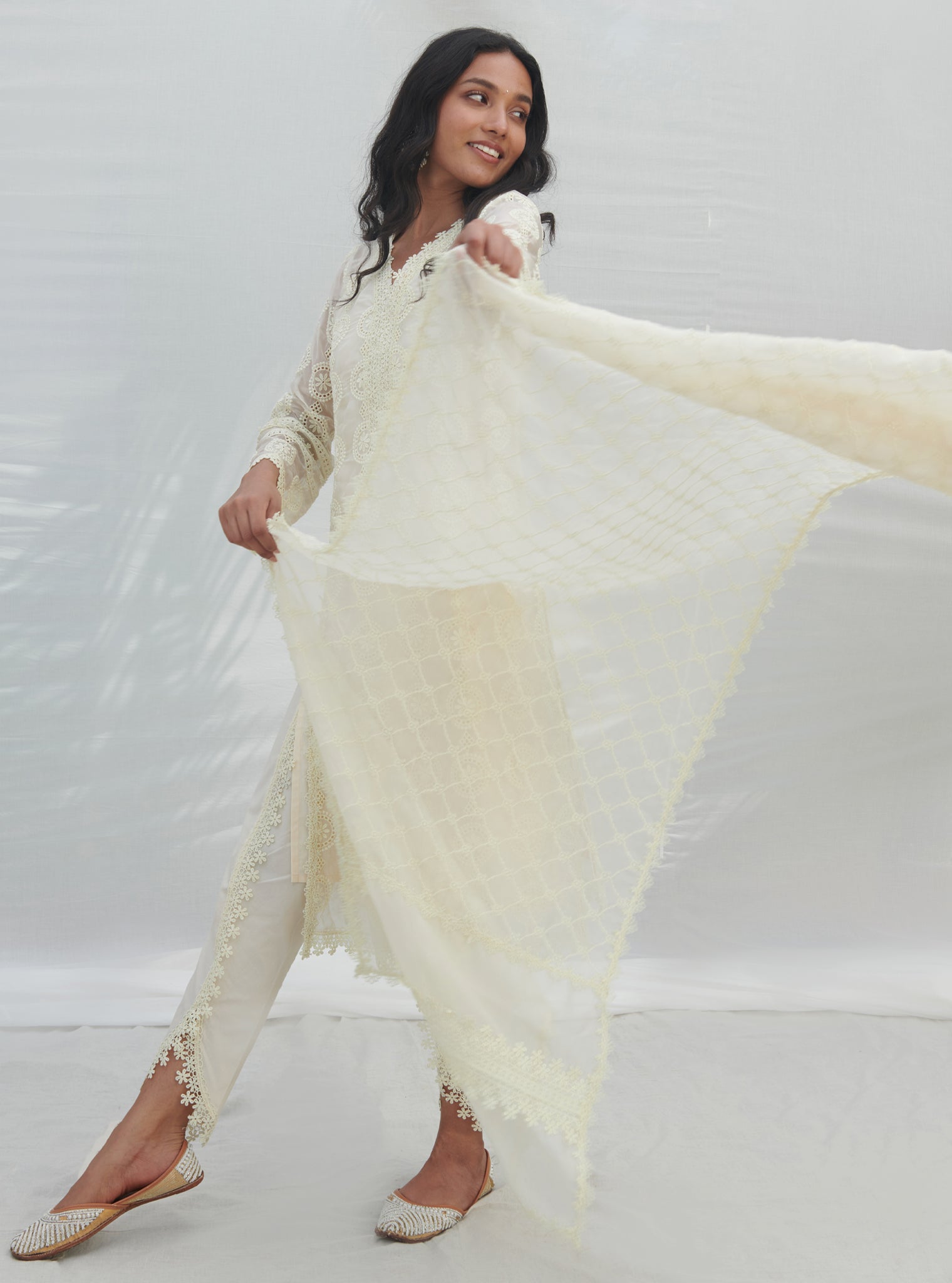 Mulmul Organza Betora White Dupatta