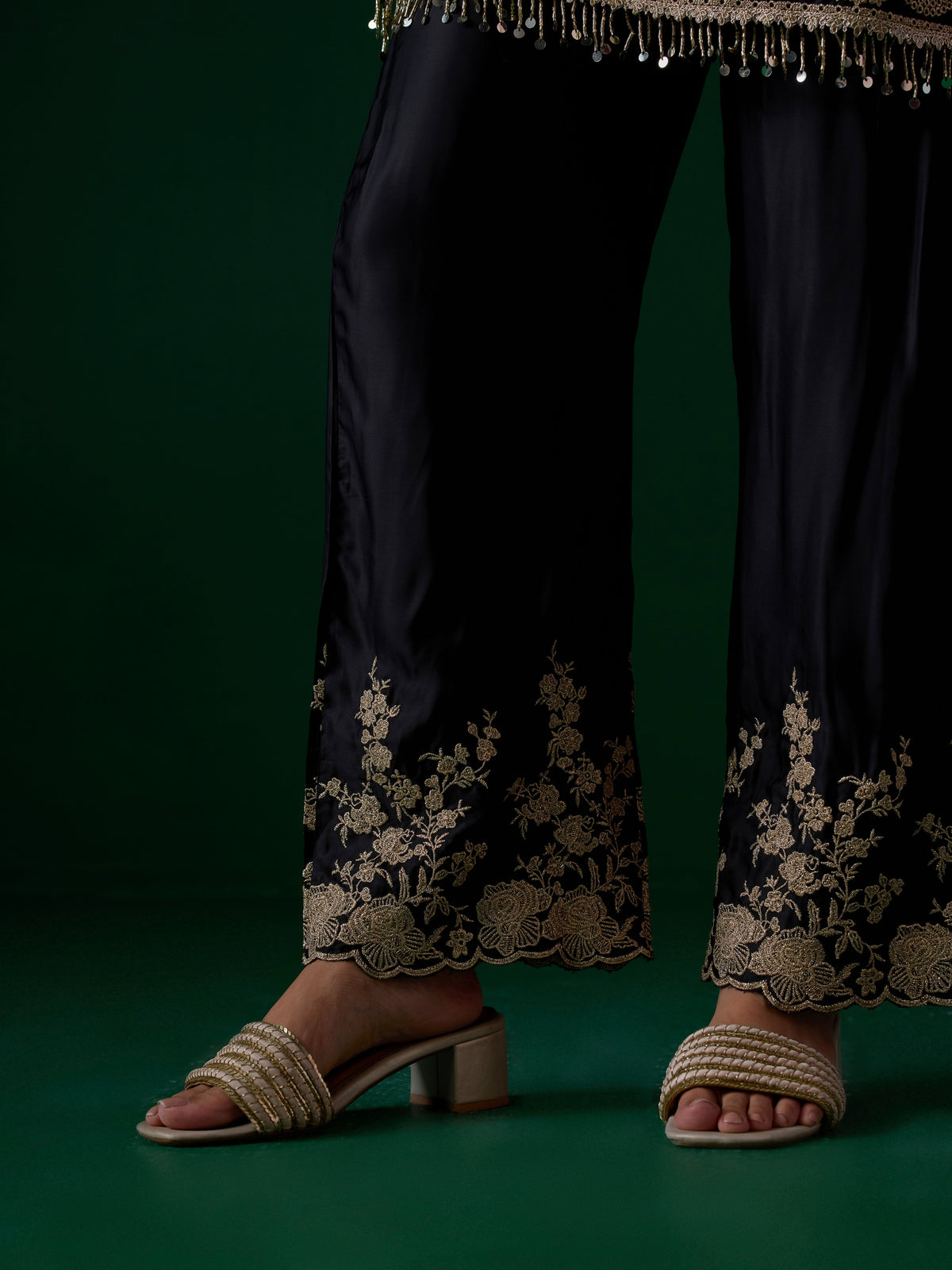 Saaj Cupro Satin Black Kurta Set