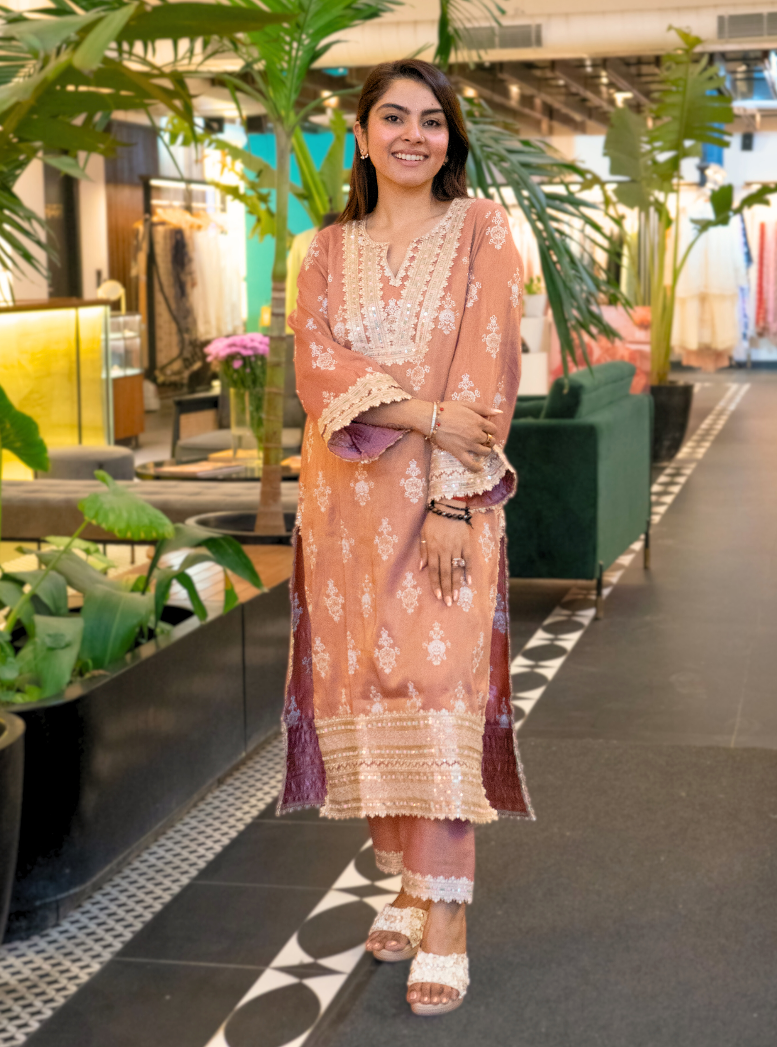 Mulmul Luxe Tissue Mitthi Rose Kurta With Mulmul Luxe Tissue Mitthi Rose Pant