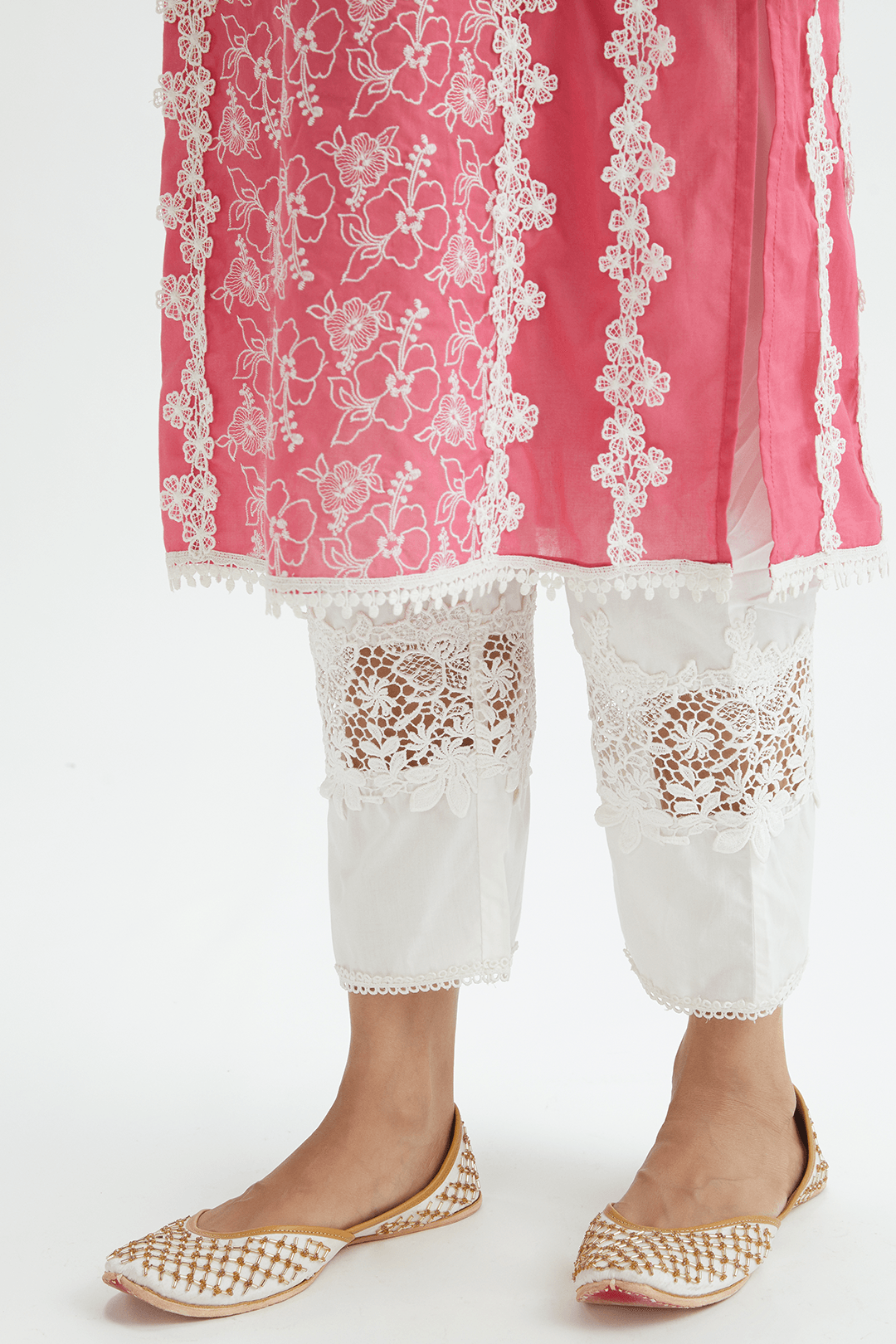 Broad Lace Insert White Pyajama