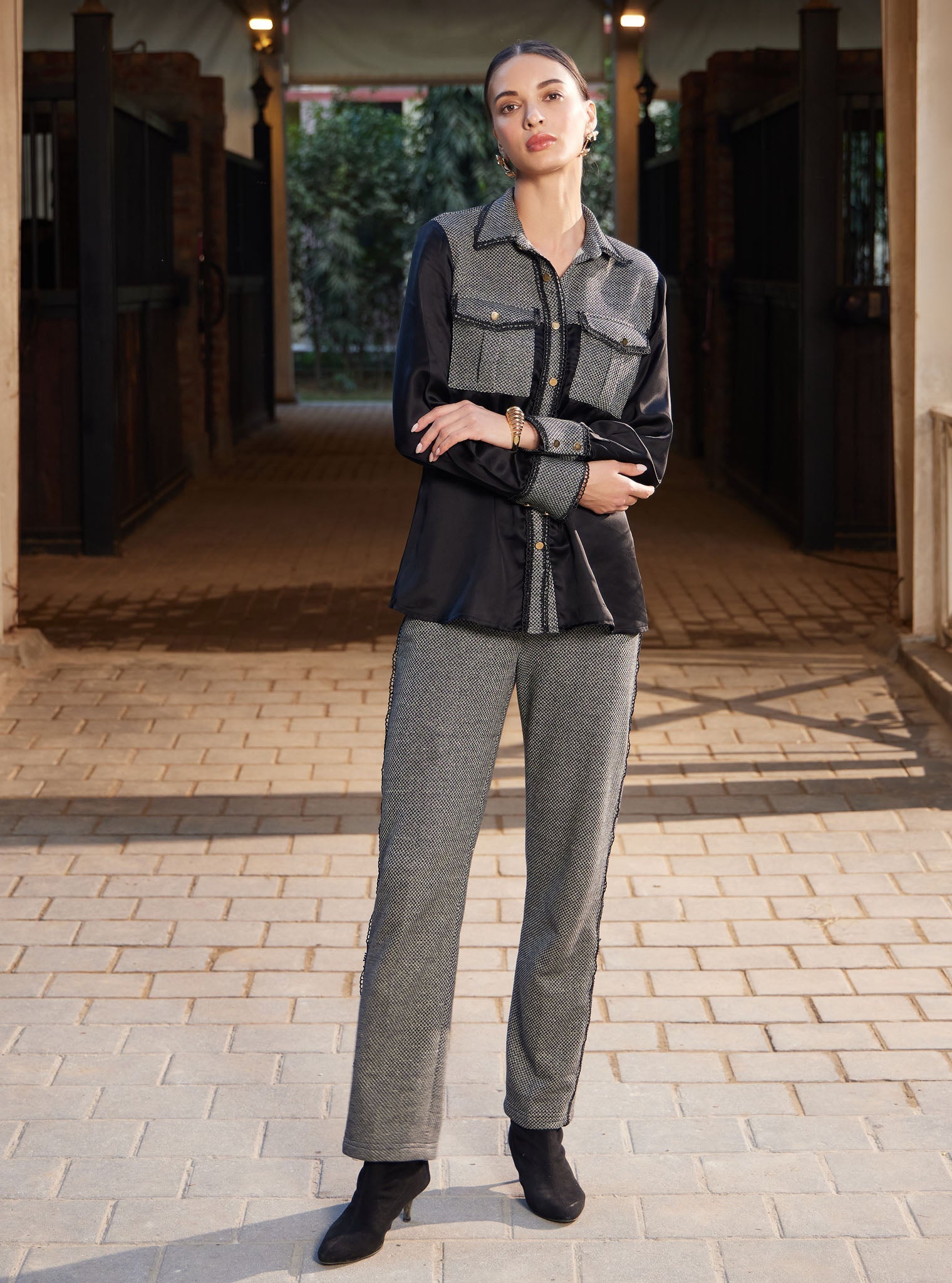 Mulmul Lurex Net Elpis Black Pant