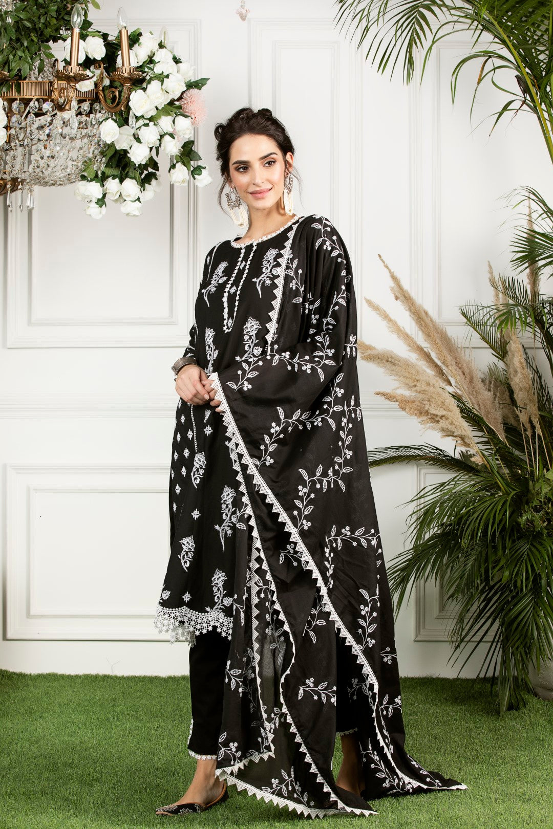 Embroidered Belchanderi Dupatta