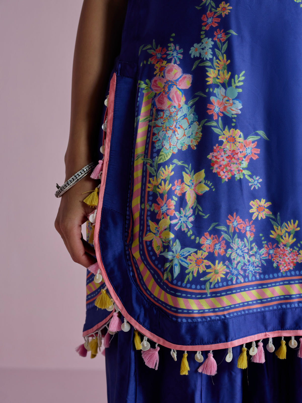 Zivae Cupro Satin Printed Navy Kurta Set