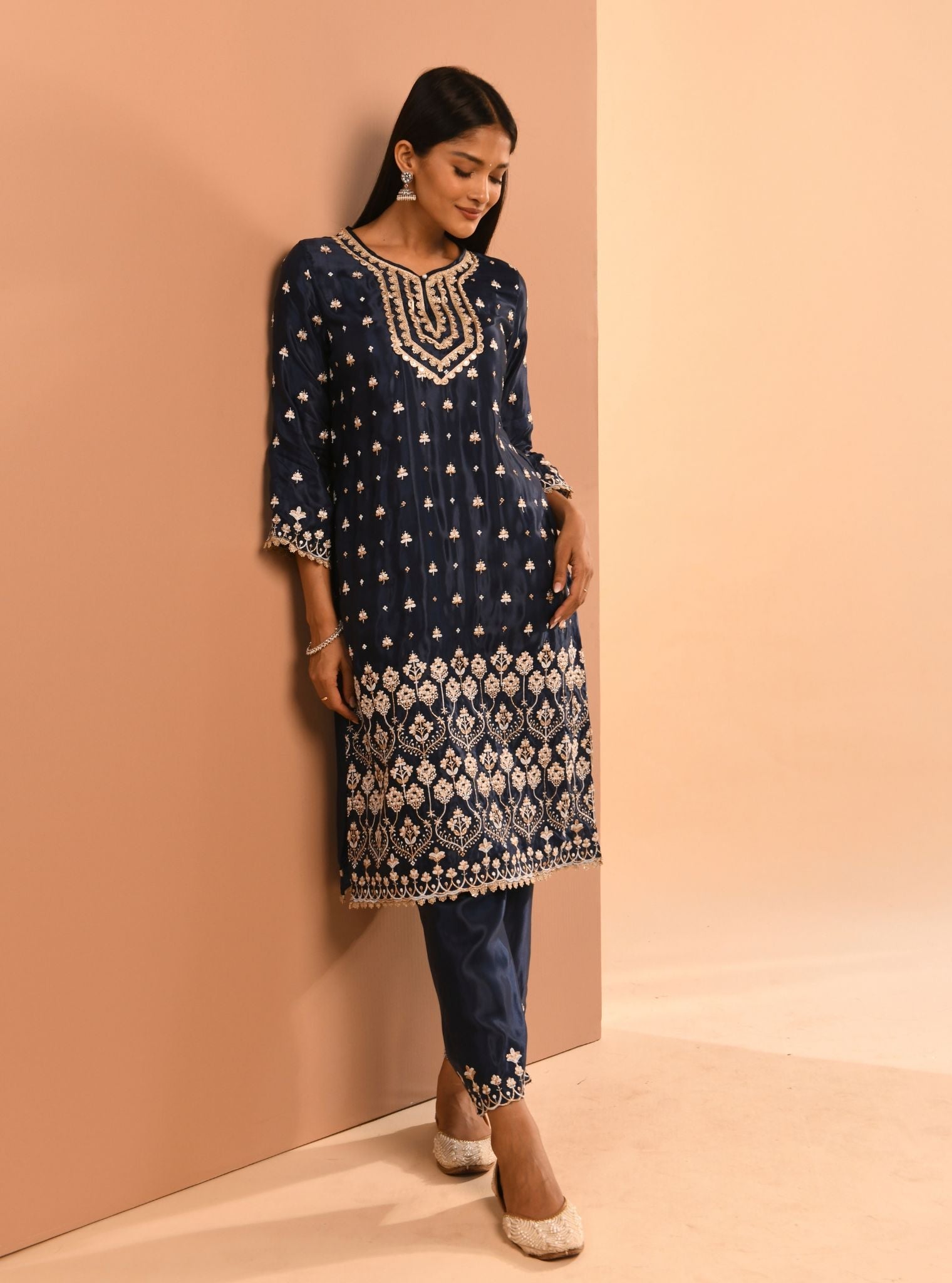 Mulmul Cupro Aarya Navy Kurta With Mulmul Cupro Aarya Navy Pant