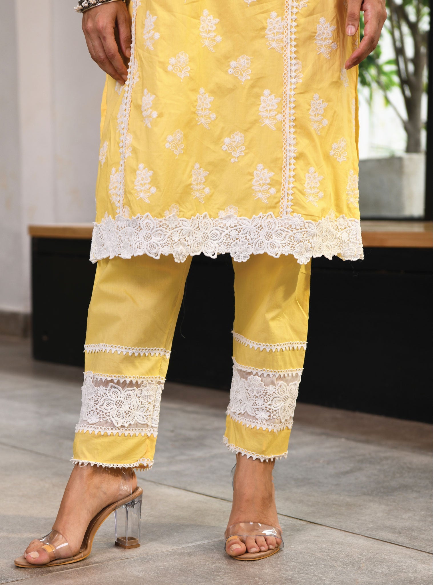 Mulmul Cotton Lisburn Yellow Kurta With Lisburn Yellow Pant