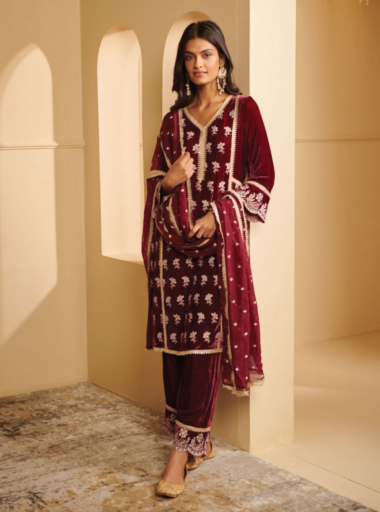 Mulmul Velvet Naia Wine Kurta With Naia Wine Pant