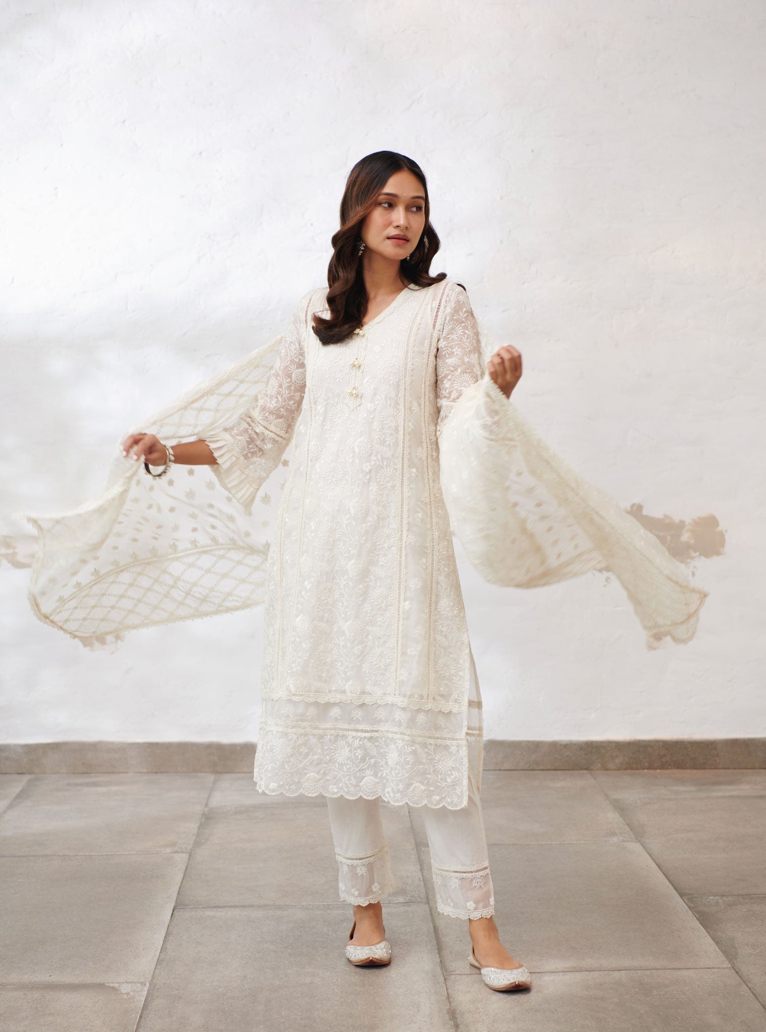 Mulmul Organza Dorset Off White Kurta With Cotton Dorset Off White Pant