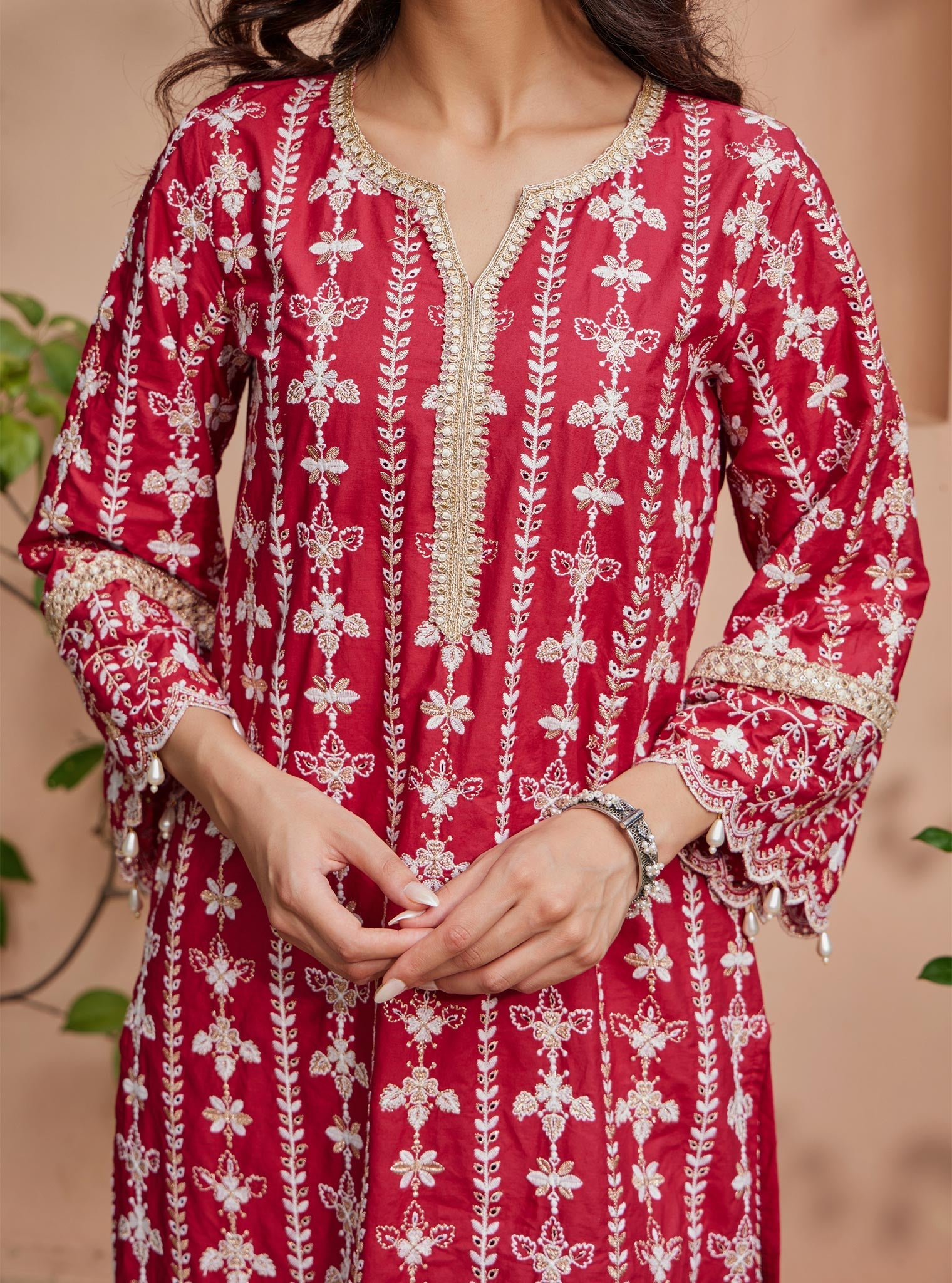 Mulmul Cotton Purvayi Red Kurta with Mulmul Cotton Purvayi Red Pant