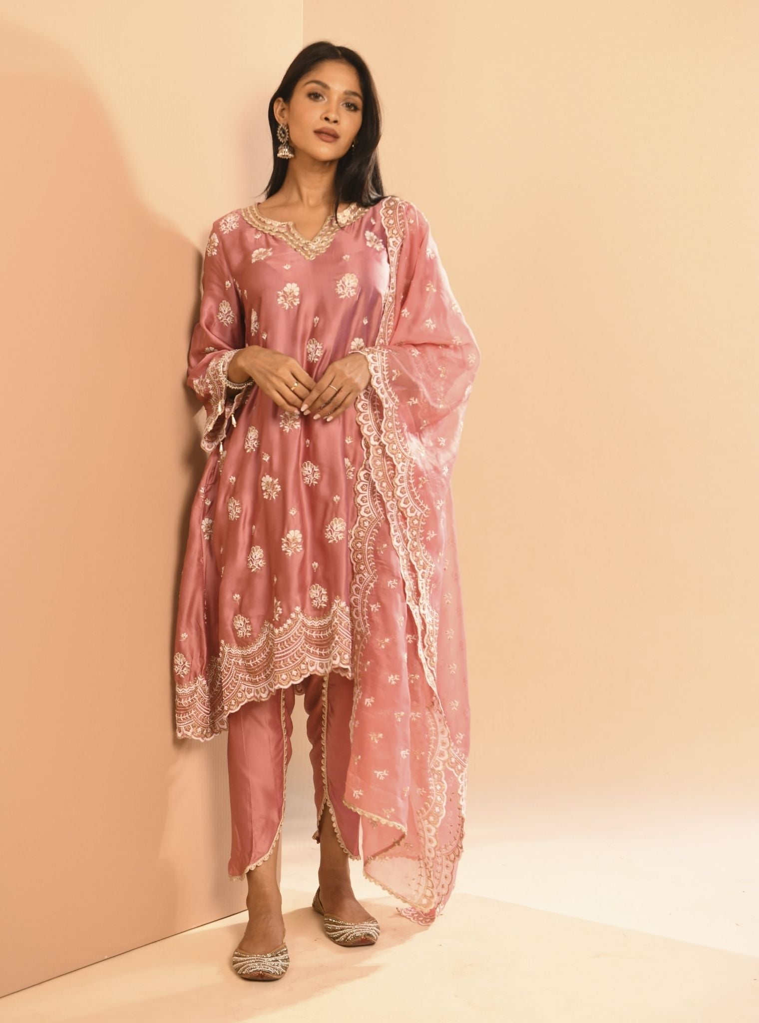 Mulmul Luxe Satin Mehar Mauve Kurta with Mulmul Luxe Satin Mehar Mauve Pant