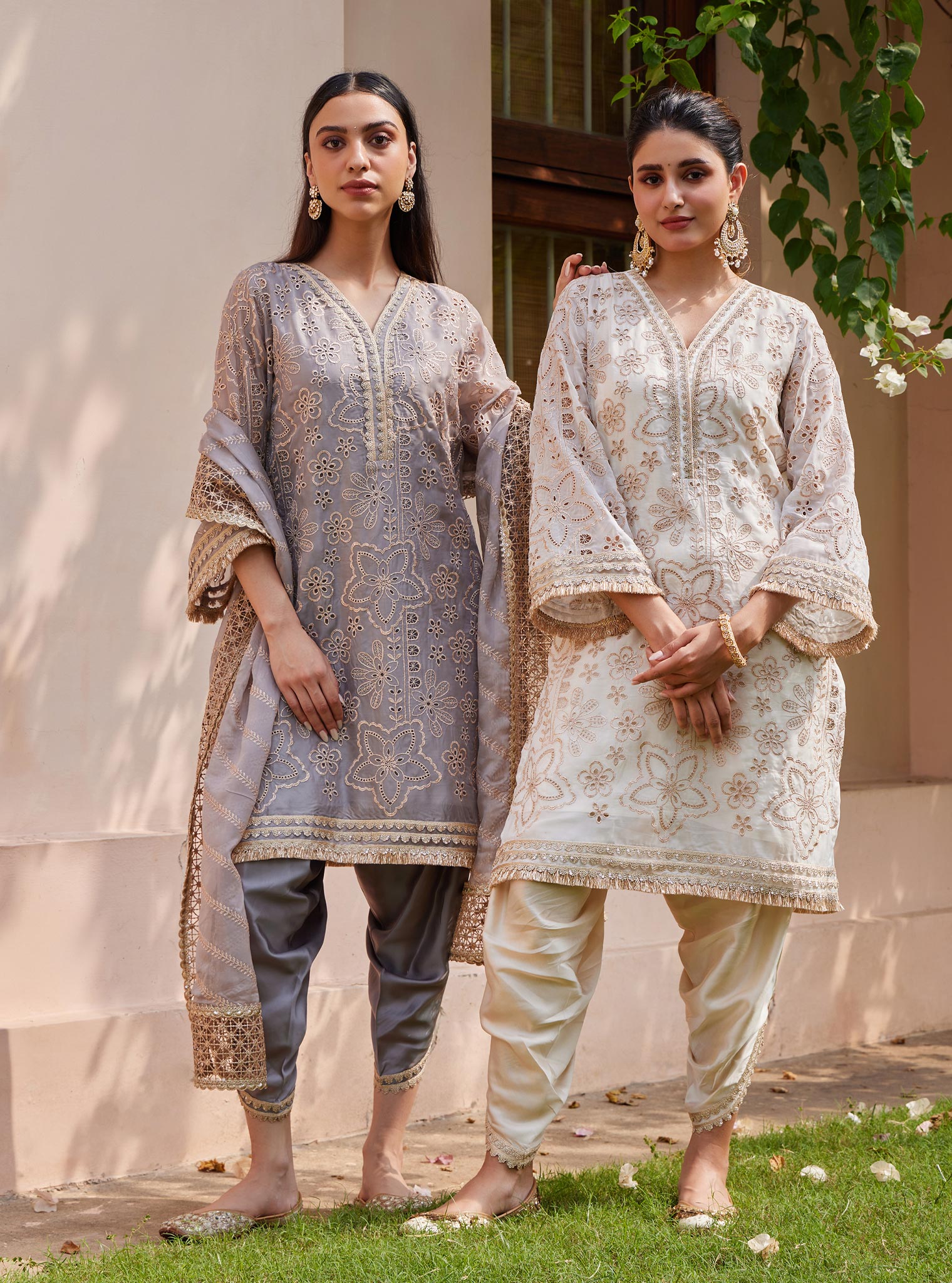 Mulmul Organza Ekani Off white Kurta with Mulmul Cupro Ekani Off white Salwar