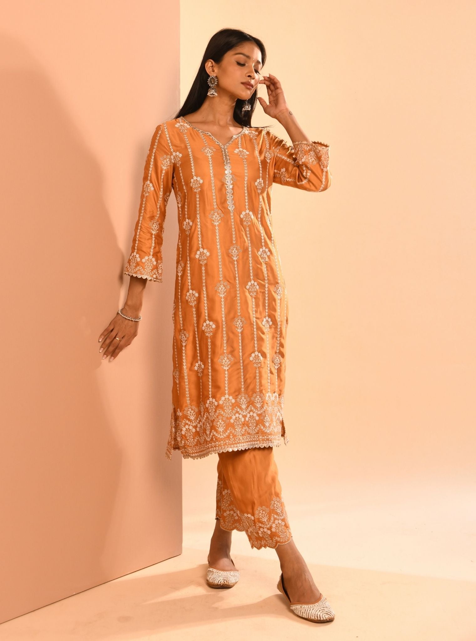 Mulmul Cupro Zoya Orange Kurta With Mulmul Cupro Zoya Orange Pant