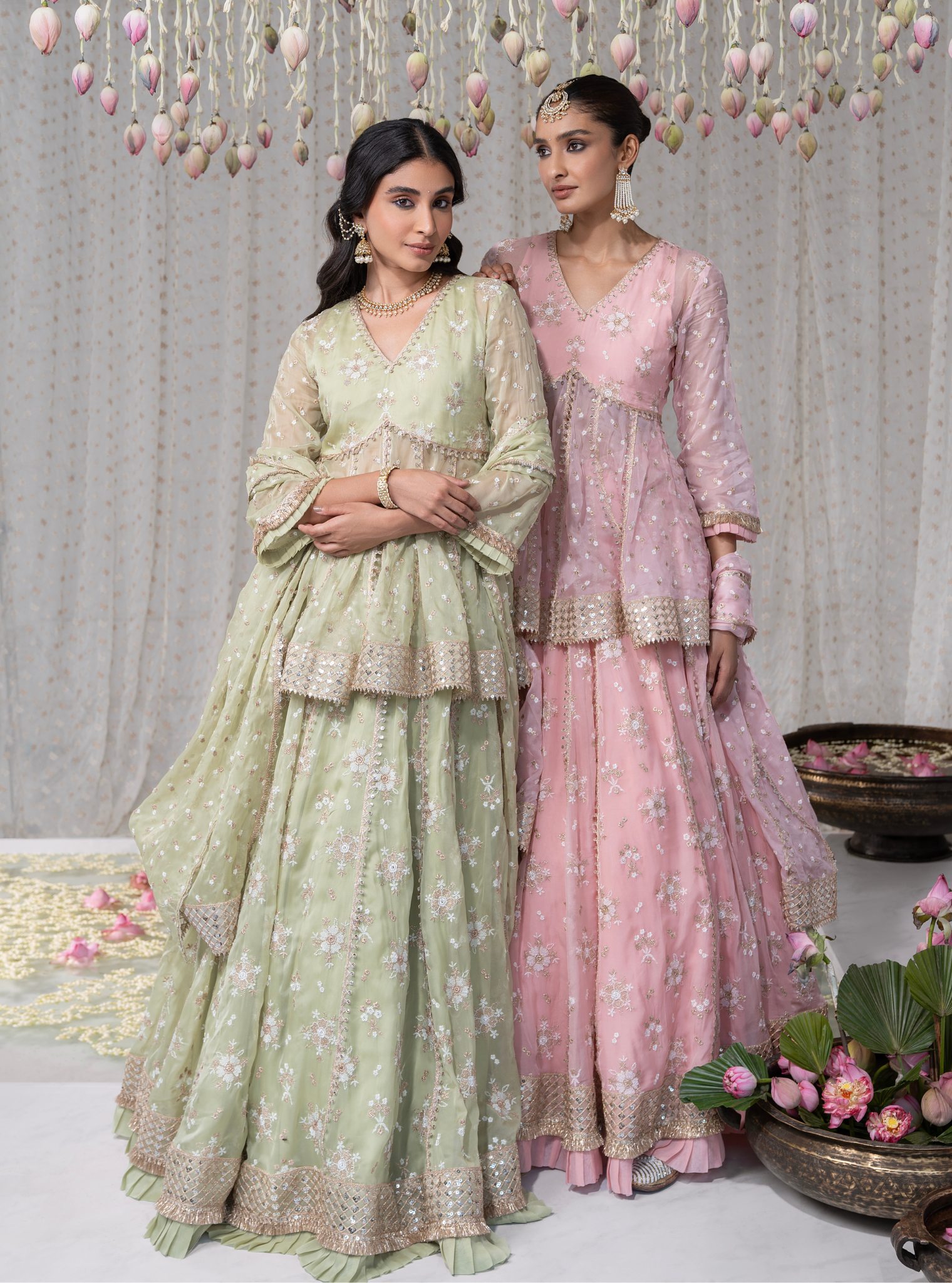 Mulmul Organza Rajnigandha Short Anarkali Pink Kurta With Mulmul Organza Rajnigandha Pink Lehenga