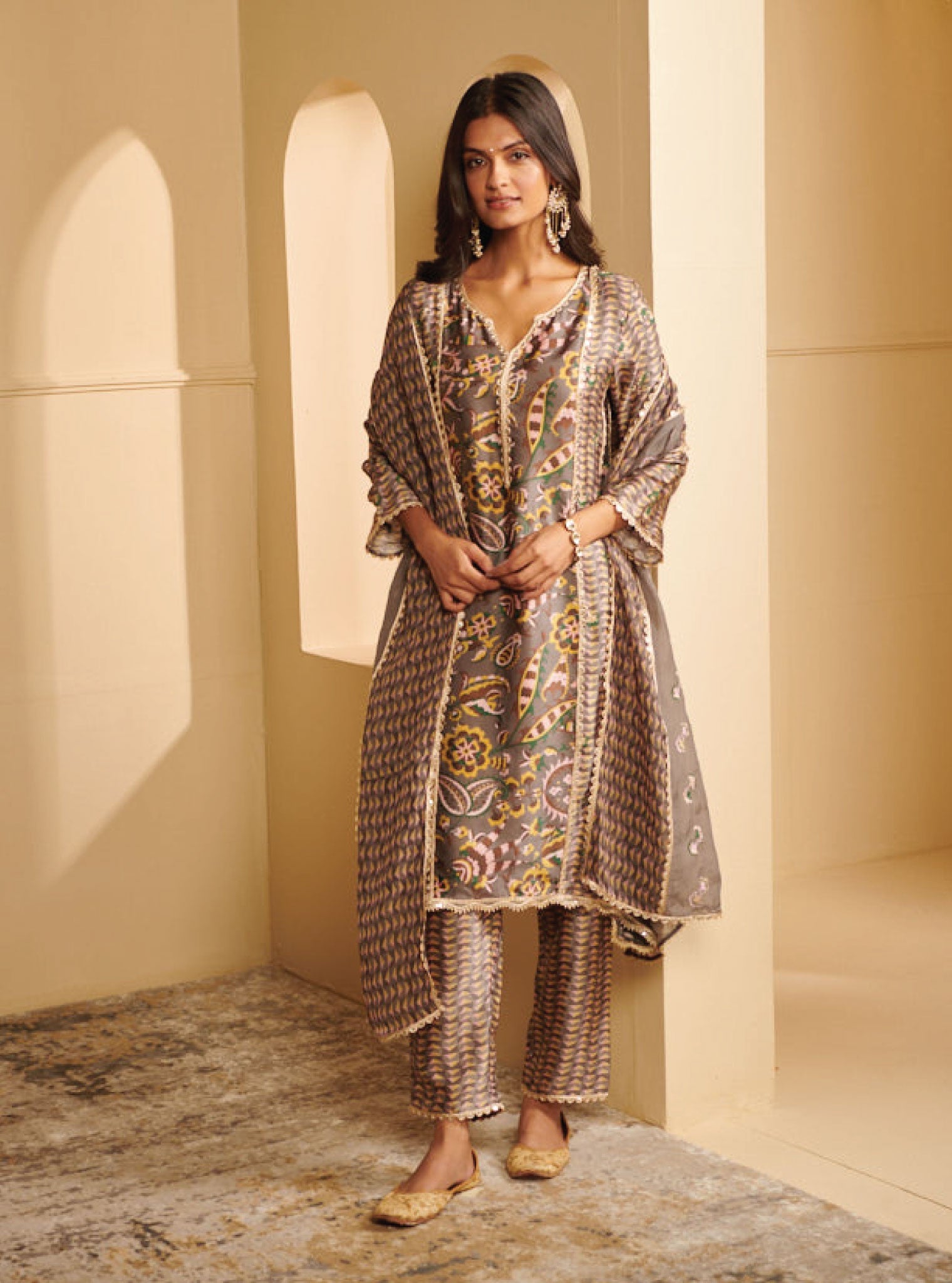 Mulmul Cupro Amala Grey Kurta With Amala Grey Pant