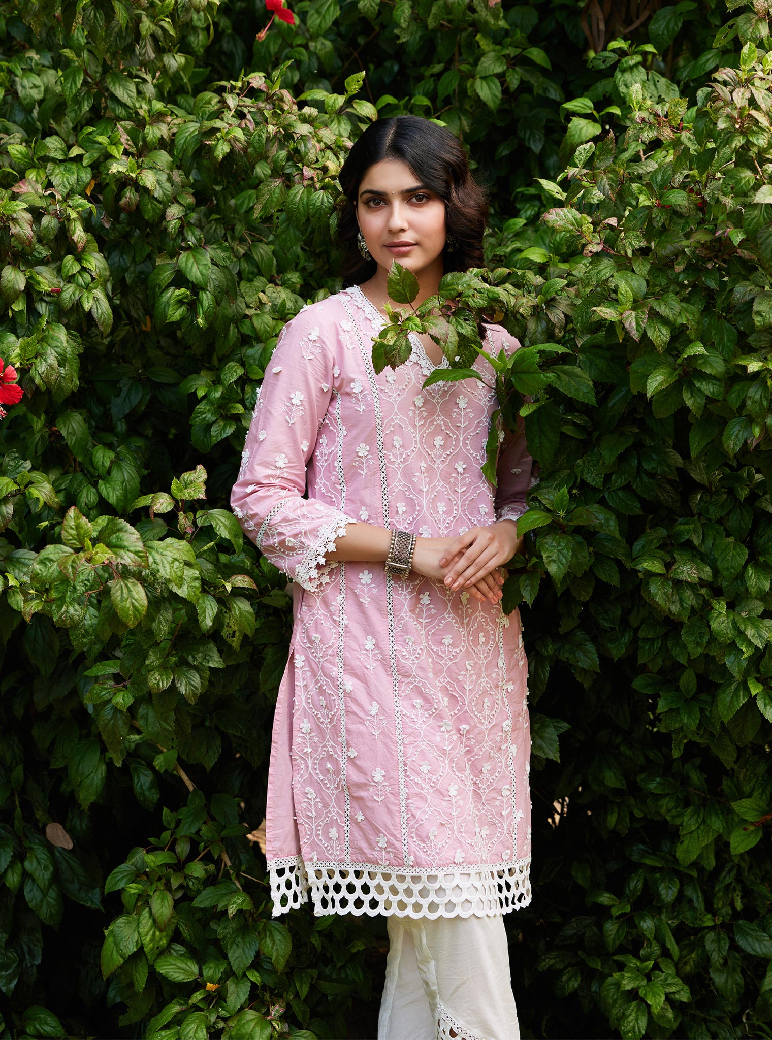 Mulmul Cotton Kainat Pink Kurta with Mulmul Cotton Naksh White Pant