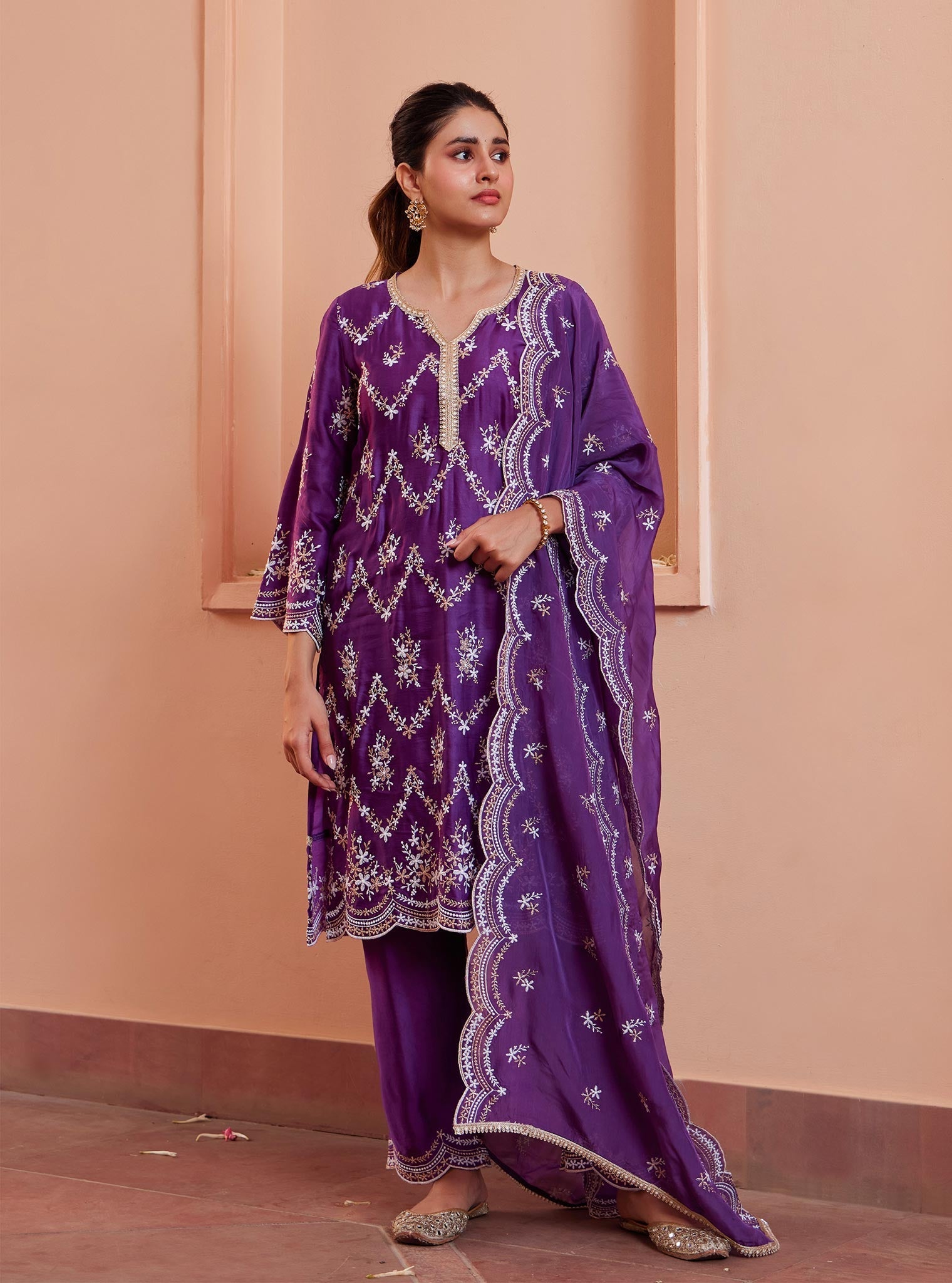 Mulmul Cupro Valaya Purple Kurta with Mulmul Cupro Valaya Purple Pant