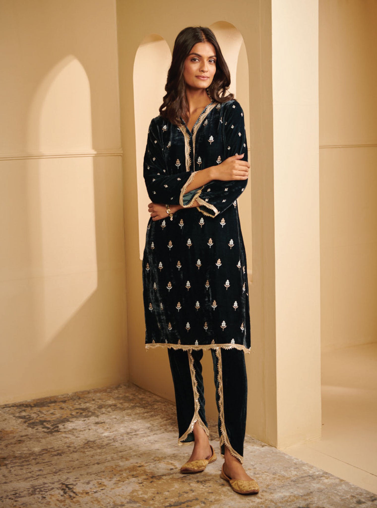 Mulmul Velvet Malia Navy Kurta With Malia Navy Dhoti Pant