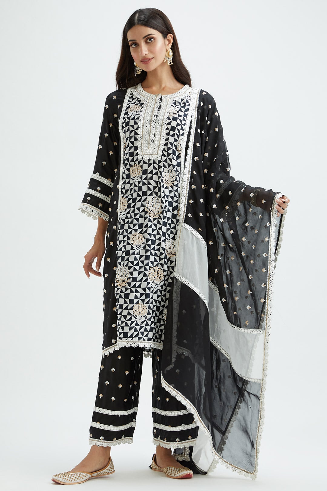 Mulmul Cupro Silk Addle Black Kurta With Addle Black Pant