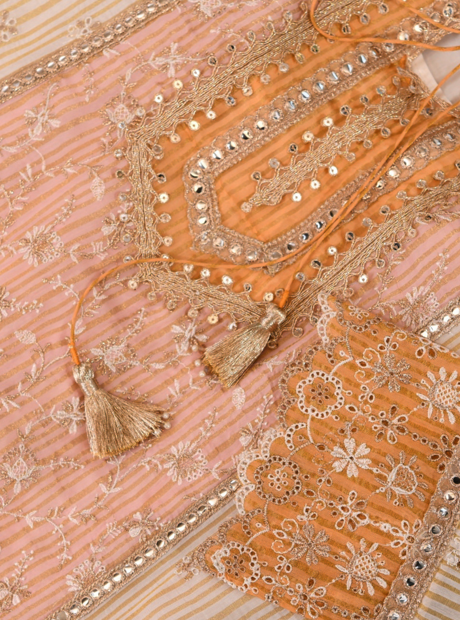 Mulmul Banarsi Birchin Pink Kurta With Birchin Pink Garara