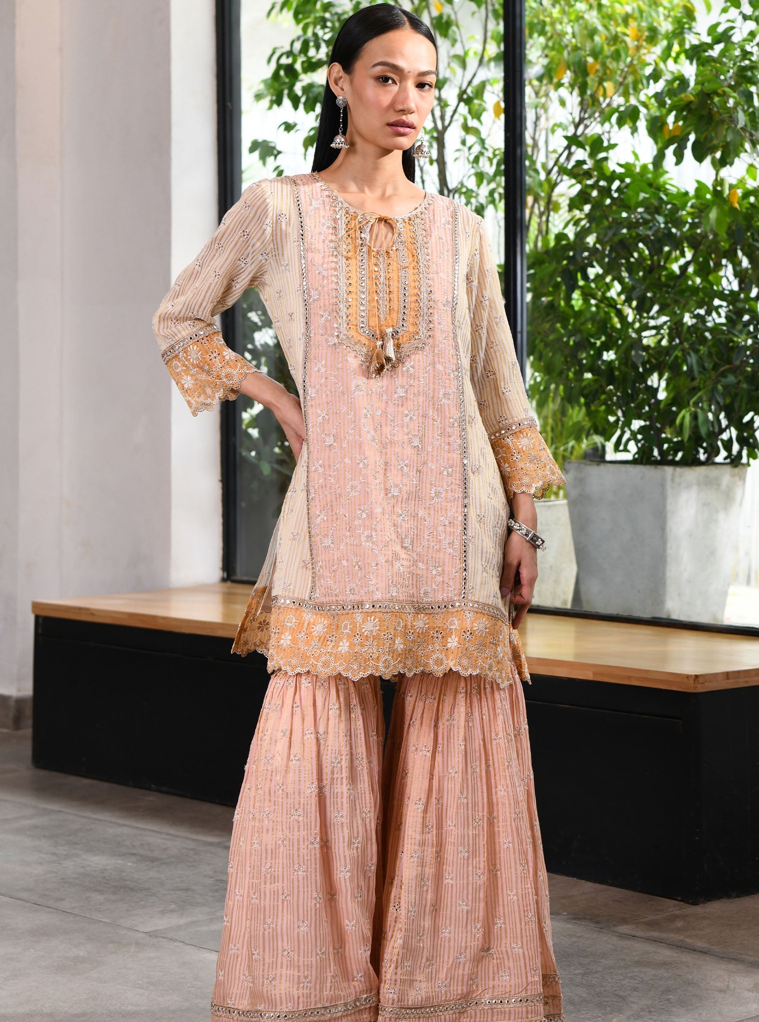 Mulmul Banarsi Birchin Pink Kurta With Birchin Pink Garara