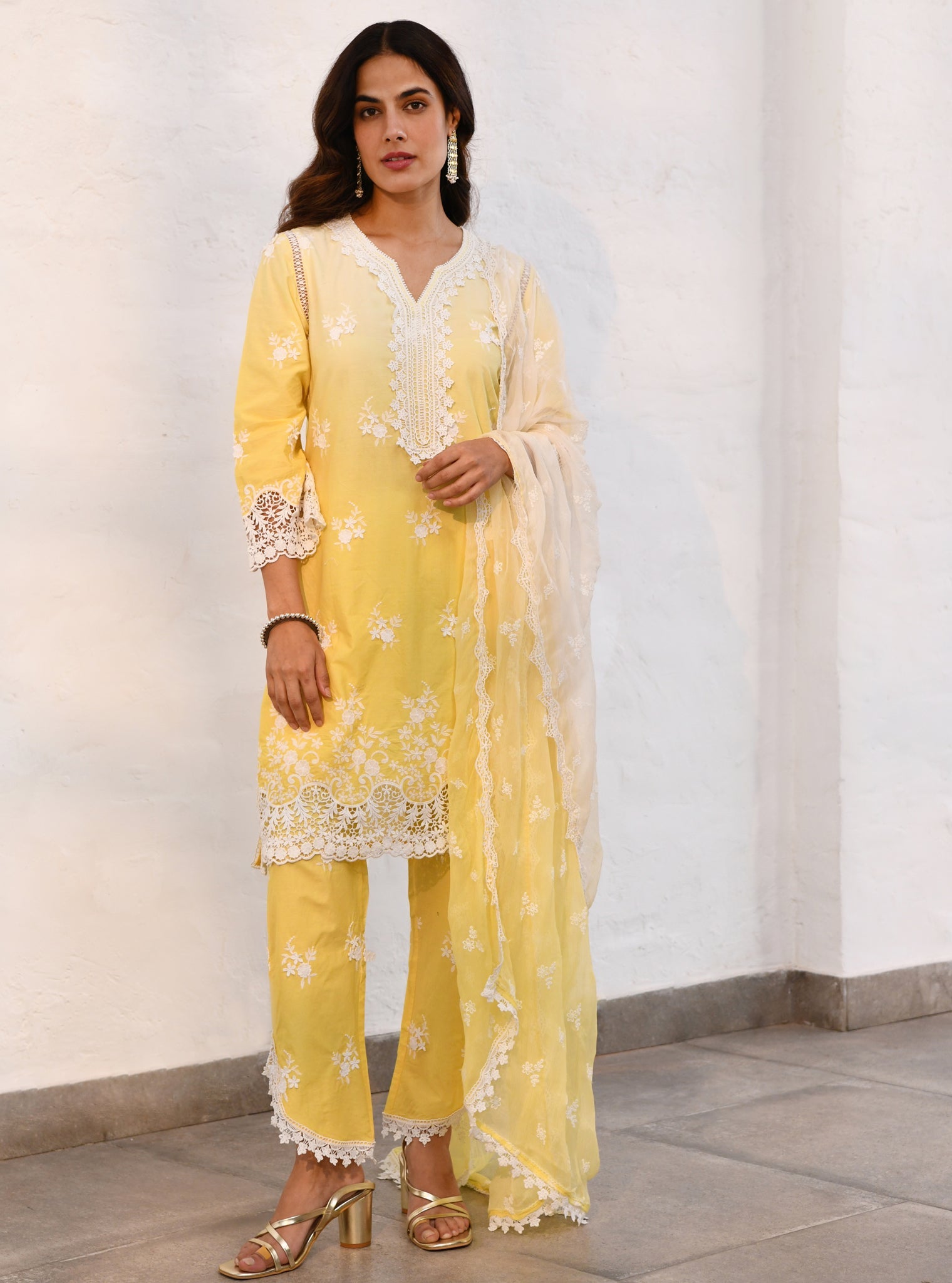 Mulmul Cotton Chapoli Yellow Kurta With Mulmul Cotton Chapoli Yellow Pant