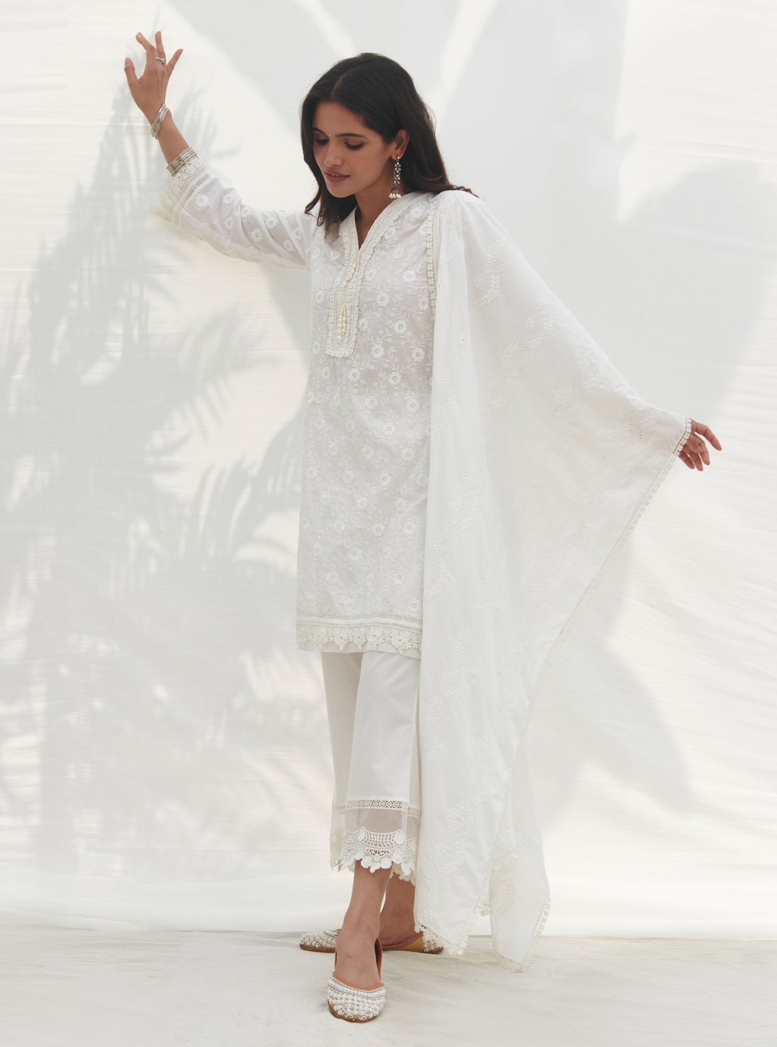 Mulmul Cotton Codli White Kurta With Mulmul Cotton Floral Lace Flared White Pant