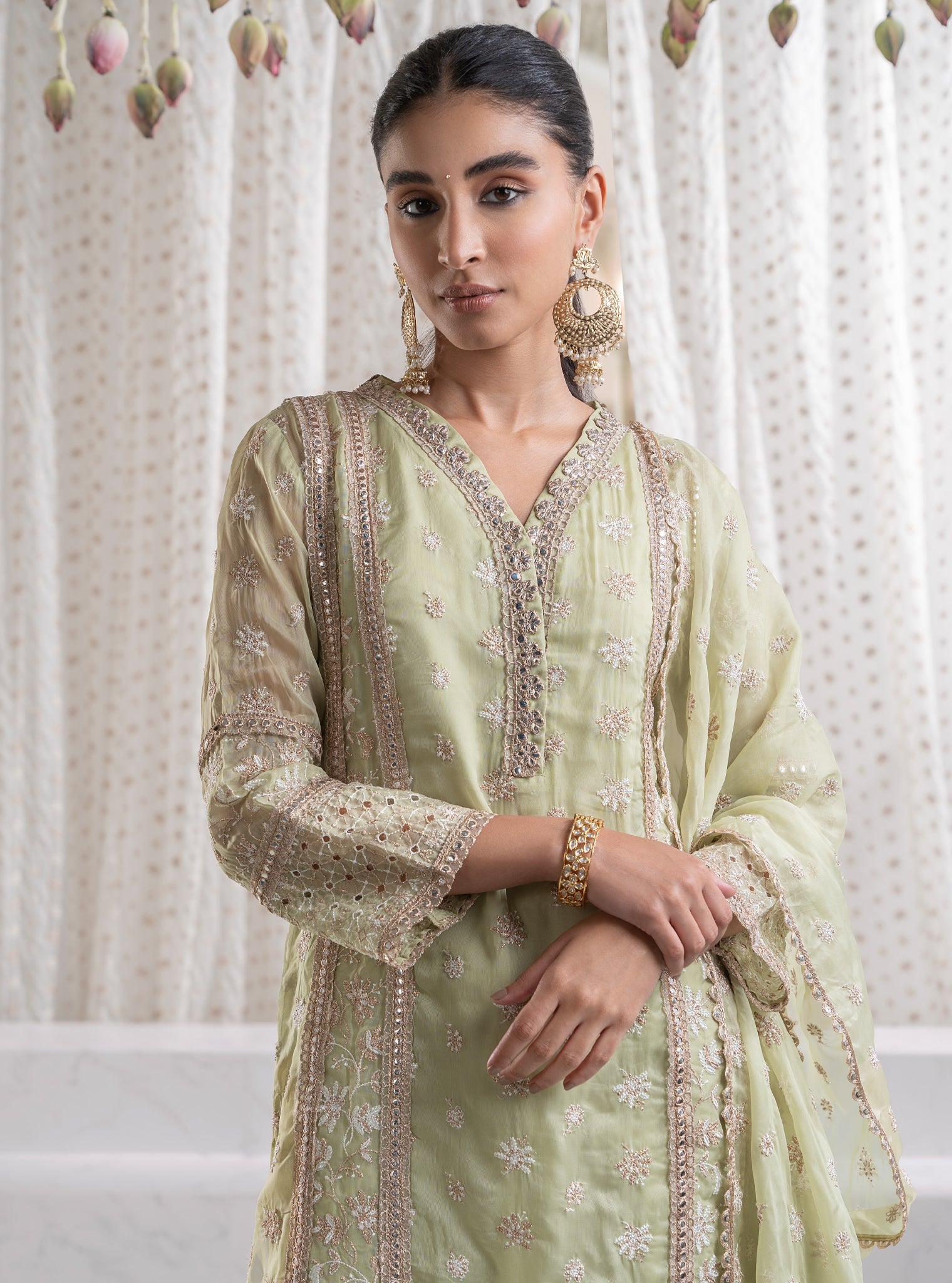 Mulmul Organza Ilahi Green Kurta With Mulmul Pima Ilahi Green Pant